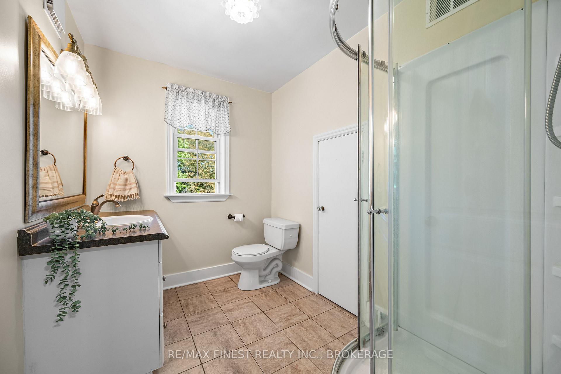 Photo 26 of 15 Alexander Street, Kingston, West of Sir John A. Blvd — HOMEH