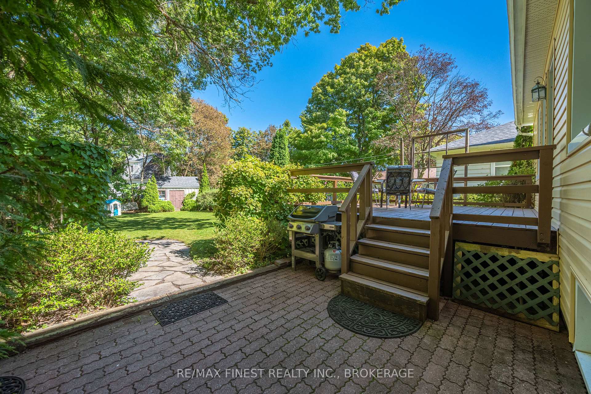 Photo 37 of 15 Alexander Street, Kingston, West of Sir John A. Blvd — HOMEH