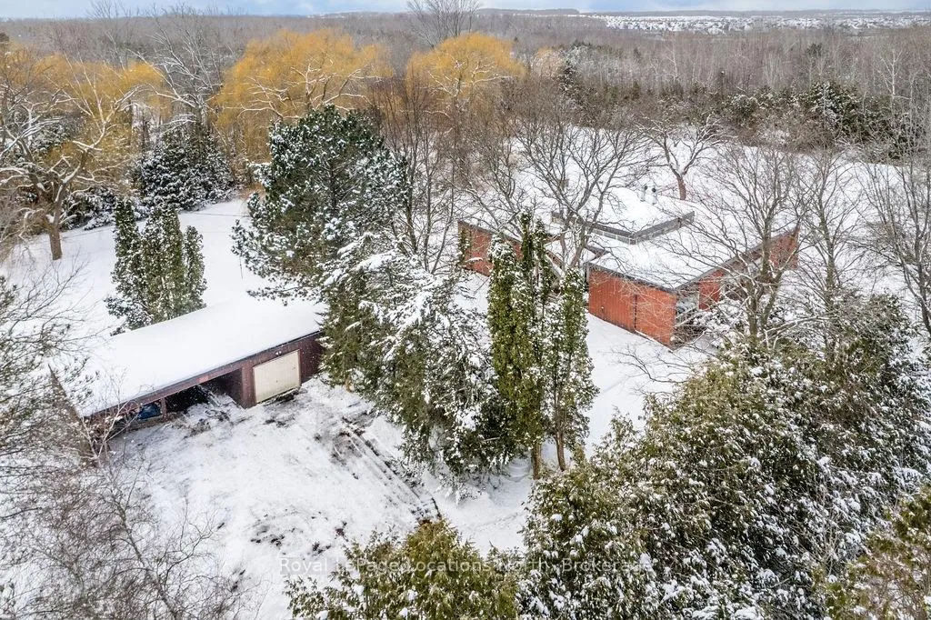 Photo 6 of 1470 Maple Road, Innisfil, Rural Innisfil — HOMEH