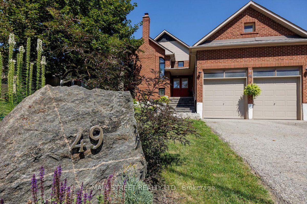 Photo 4 of 49 Circle Ridge Drive, Georgina, Keswick North — HOMEH