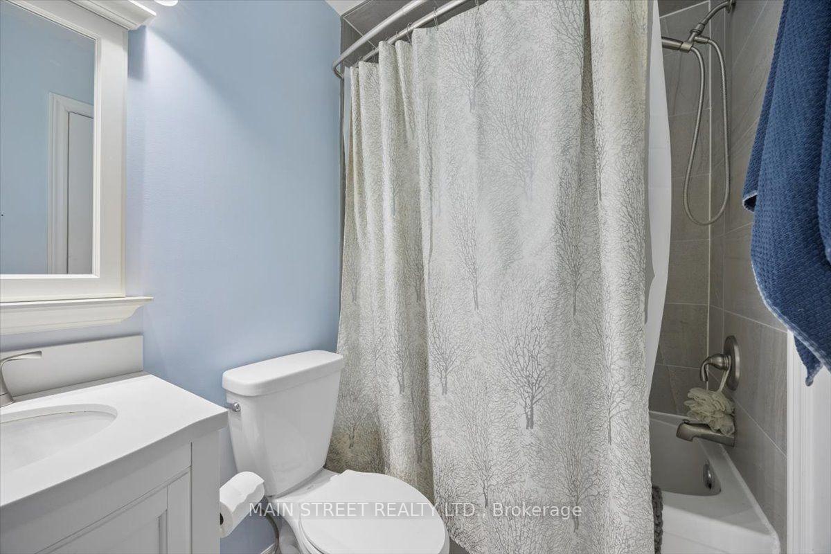 Photo 17 of 49 Circle Ridge Drive, Georgina, Keswick North — HOMEH