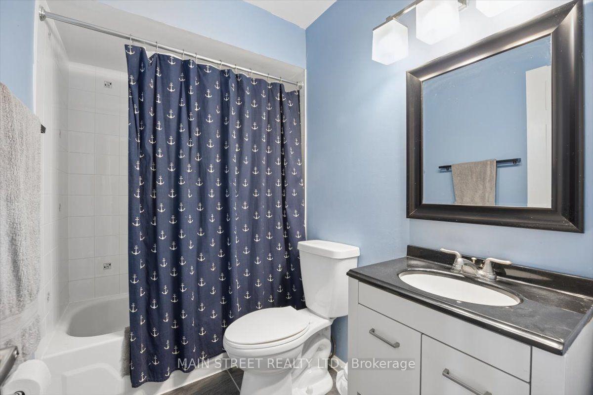 Photo 20 of 49 Circle Ridge Drive, Georgina, Keswick North — HOMEH
