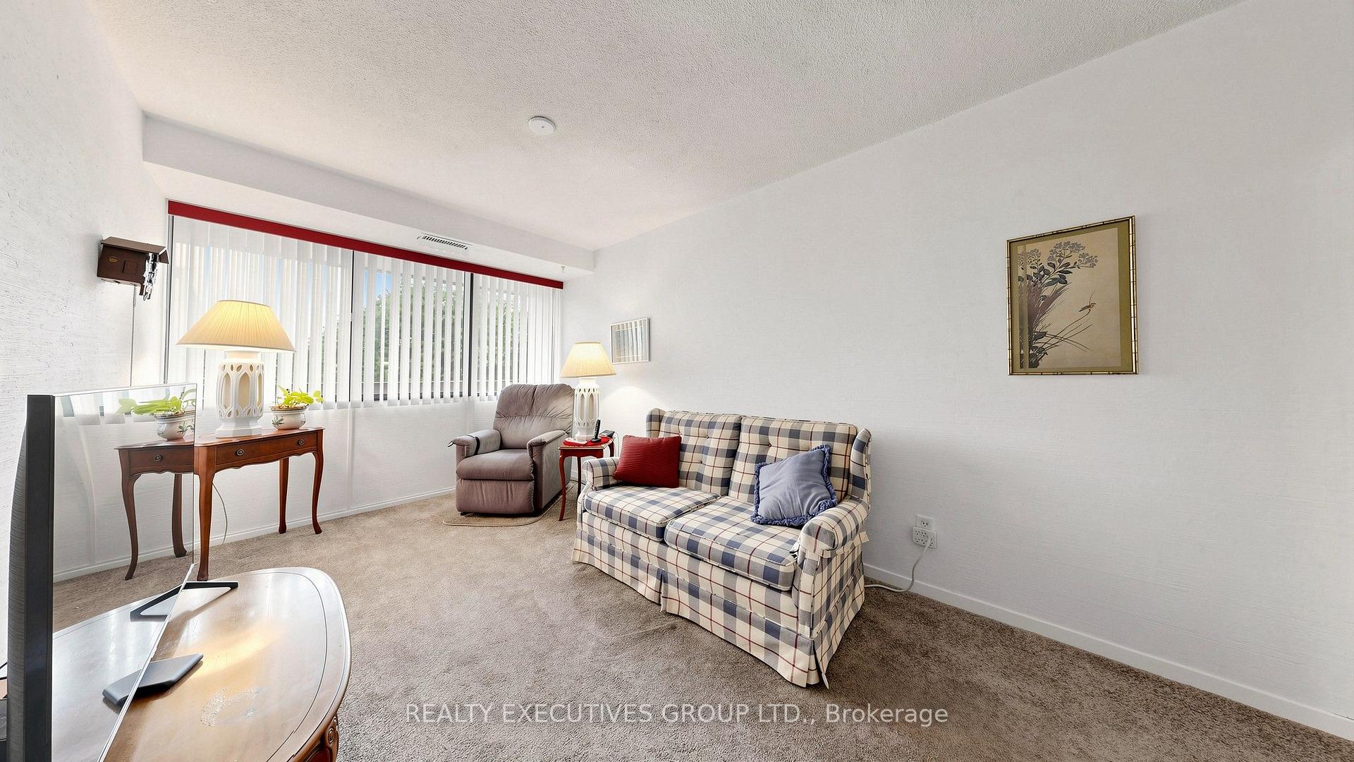 Photo 20 of Unit 206, 8111 Yonge Street, Markham, Royal Orchard — HOMEH