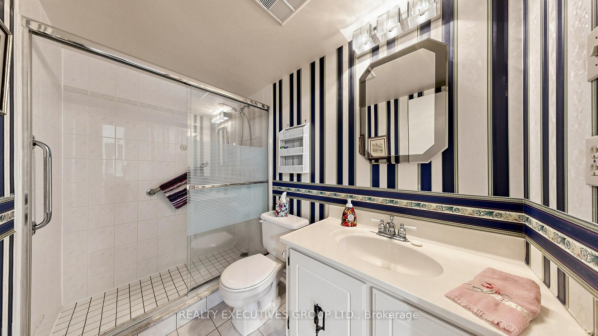 Photo 23 of Unit 206, 8111 Yonge Street, Markham, Royal Orchard — HOMEH