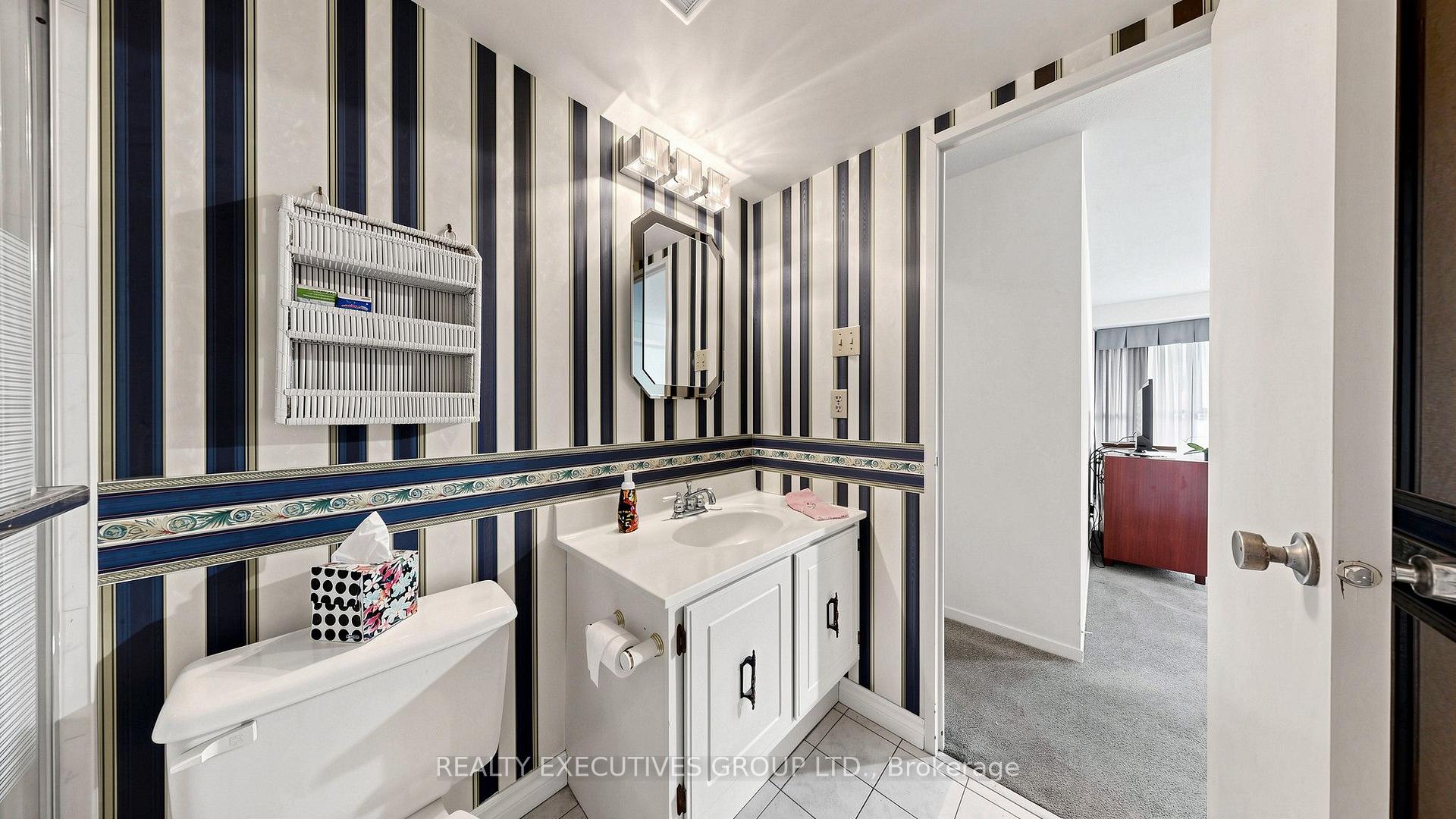Photo 24 of Unit 206, 8111 Yonge Street, Markham, Royal Orchard — HOMEH
