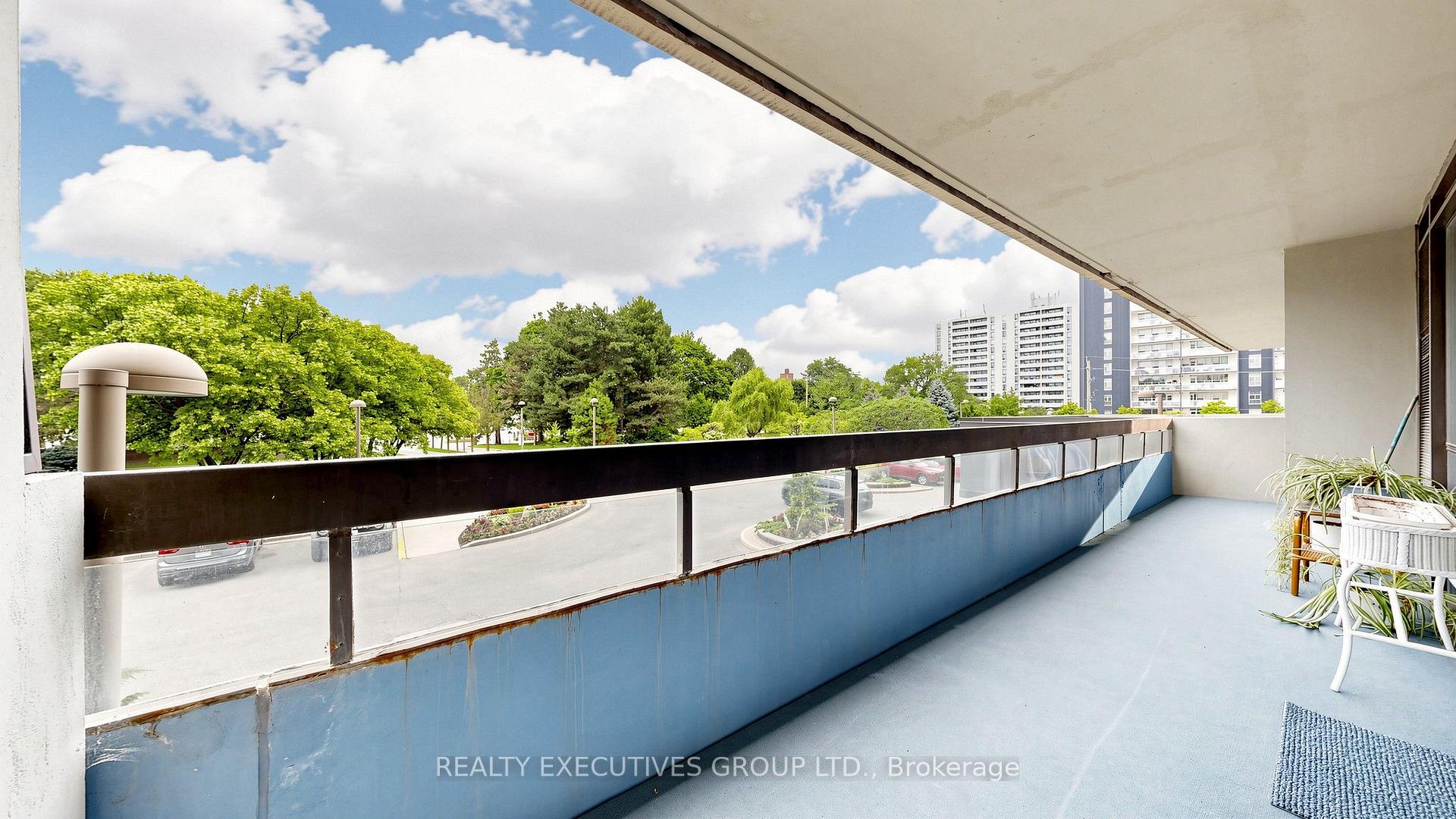 Photo 27 of Unit 206, 8111 Yonge Street, Markham, Royal Orchard — HOMEH