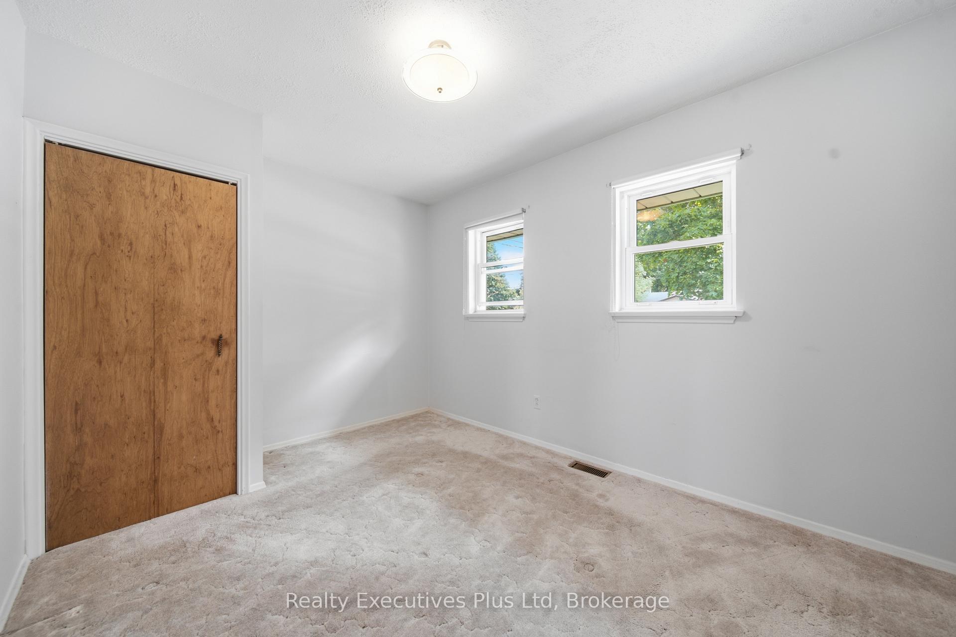 Photo 15 of 82 Cassino Avenue, Guelph, St. George's — HOMEH