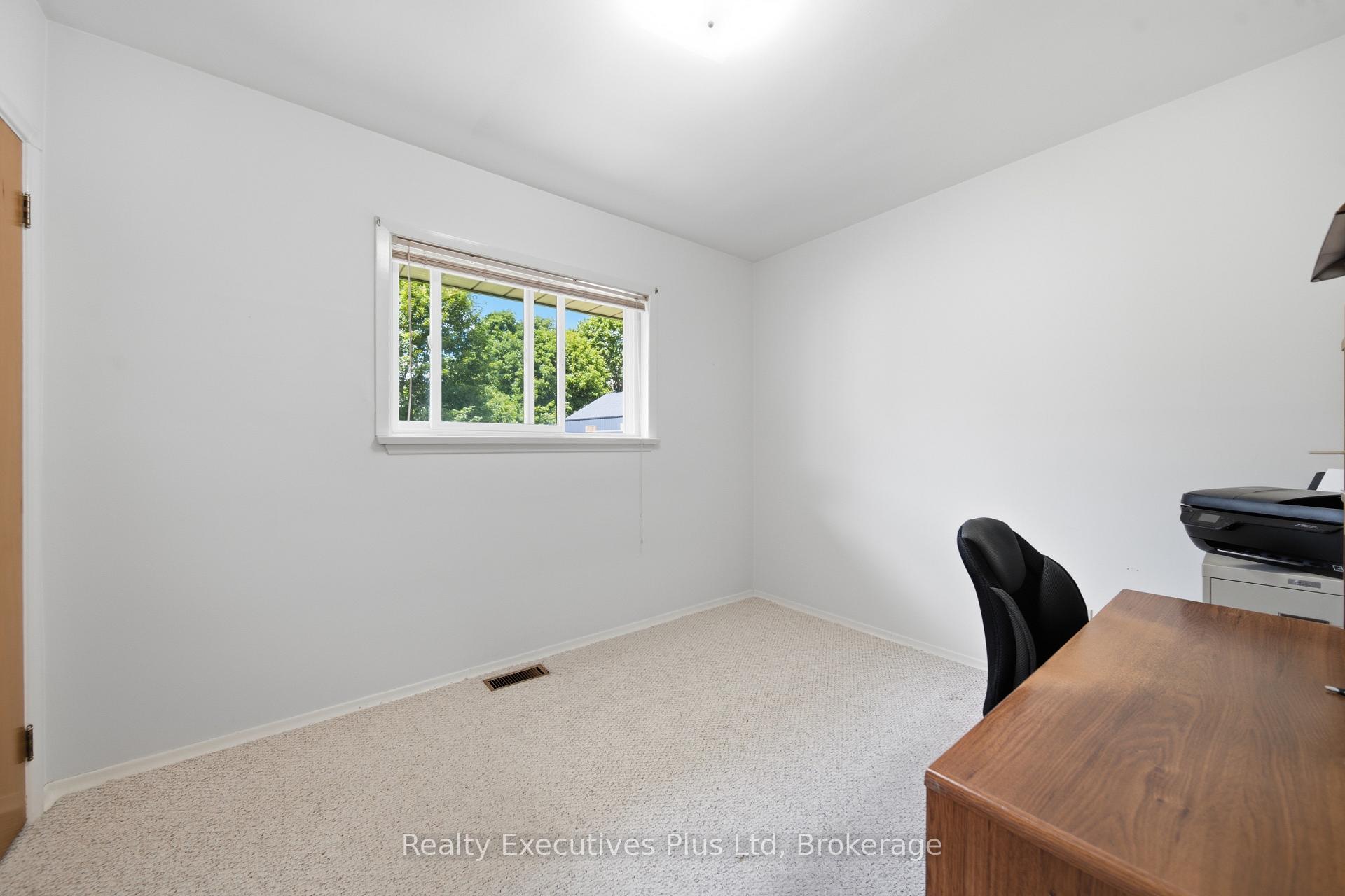 Photo 18 of 82 Cassino Avenue, Guelph, St. George's — HOMEH