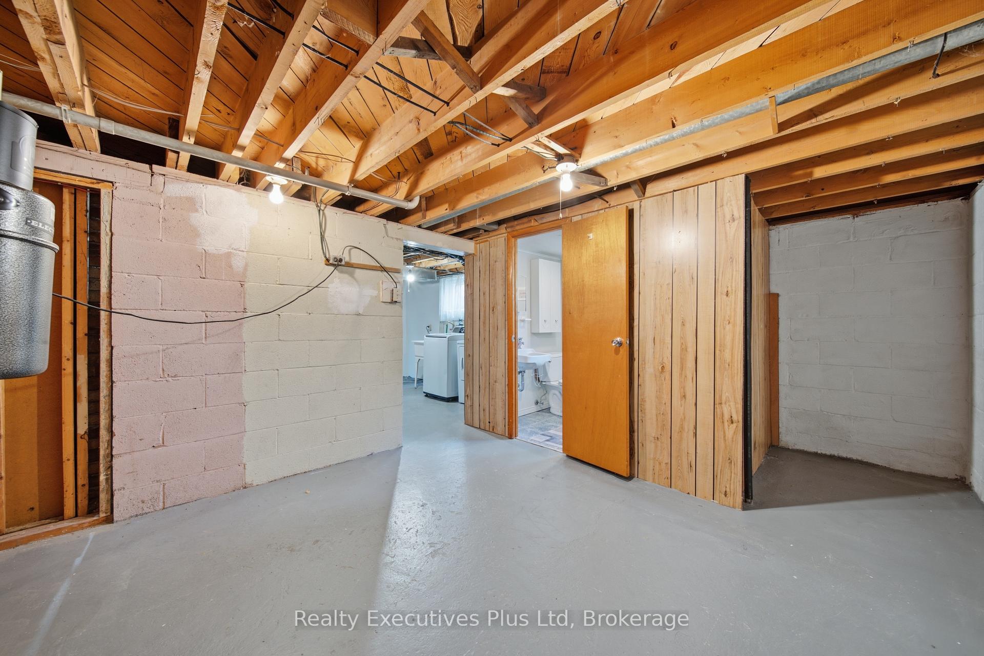 Photo 29 of 82 Cassino Avenue, Guelph, St. George's — HOMEH