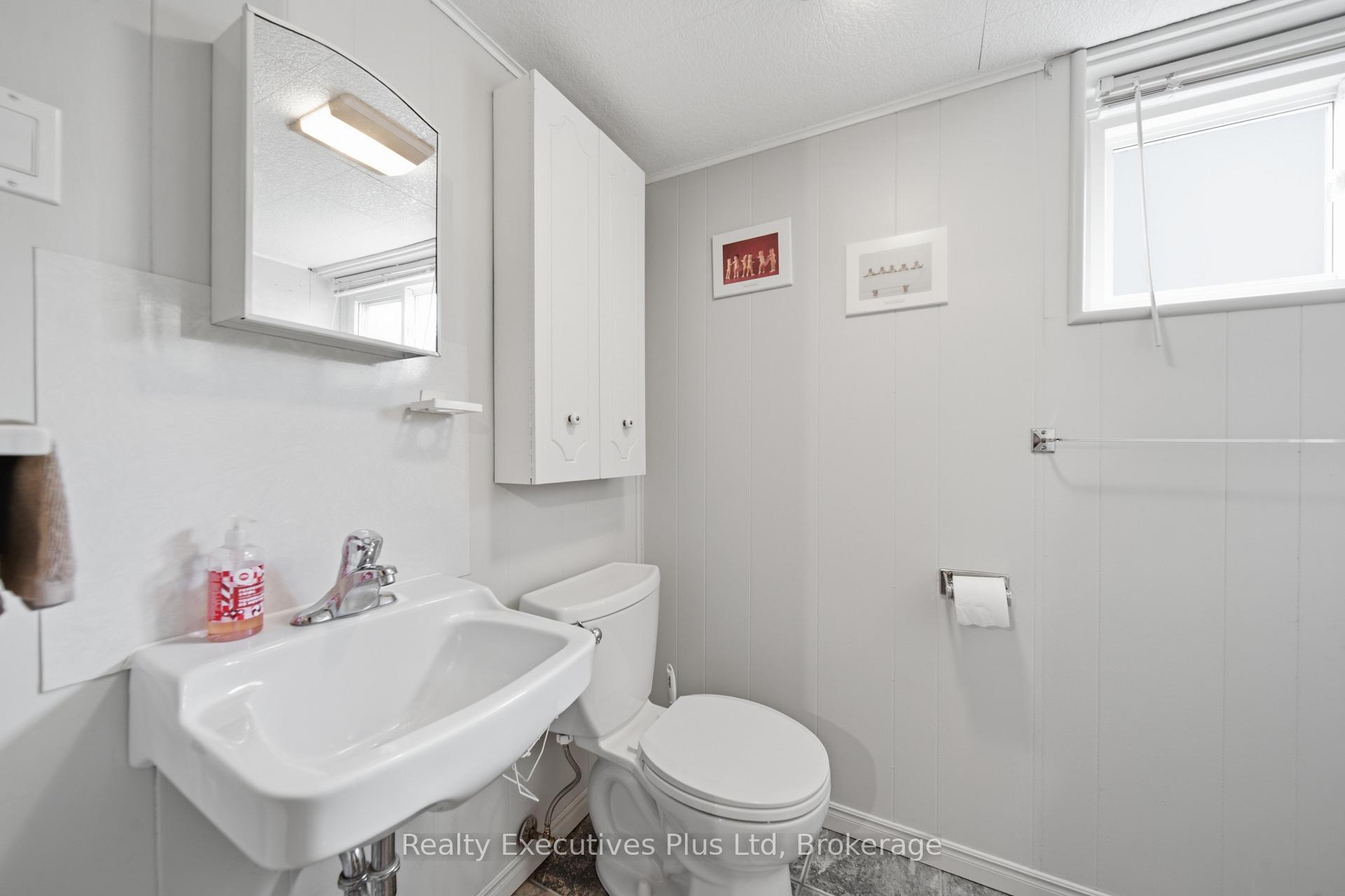 Photo 30 of 82 Cassino Avenue, Guelph, St. George's — HOMEH