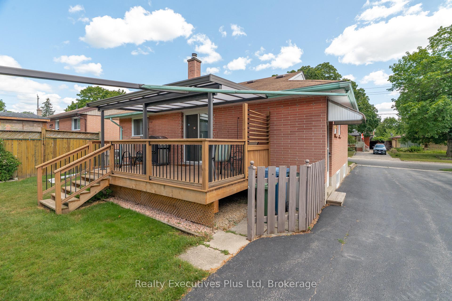 Photo 34 of 82 Cassino Avenue, Guelph, St. George's — HOMEH