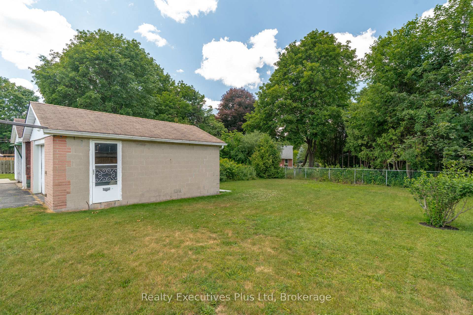 Photo 40 of 82 Cassino Avenue, Guelph, St. George's — HOMEH