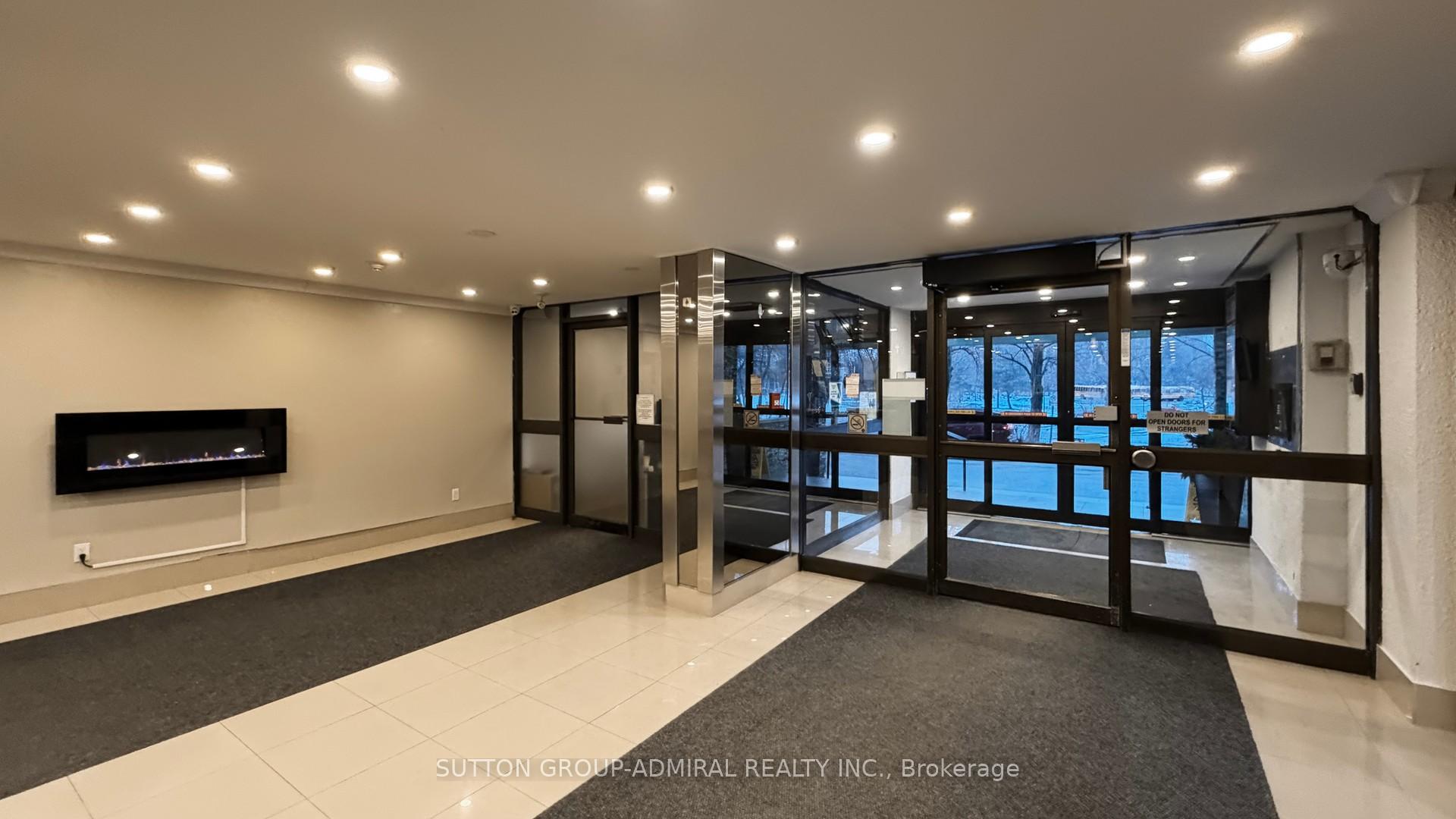 Photo 3 of Unit 2402, 85 Emmett Avenue, North York, Mount Dennis — HOMEH