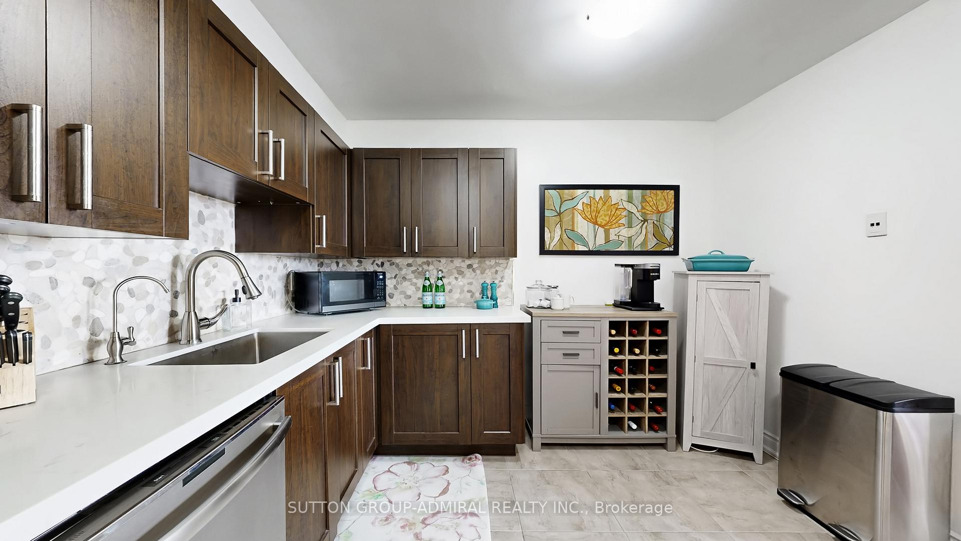 Photo 7 of Unit 2402, 85 Emmett Avenue, North York, Mount Dennis — HOMEH