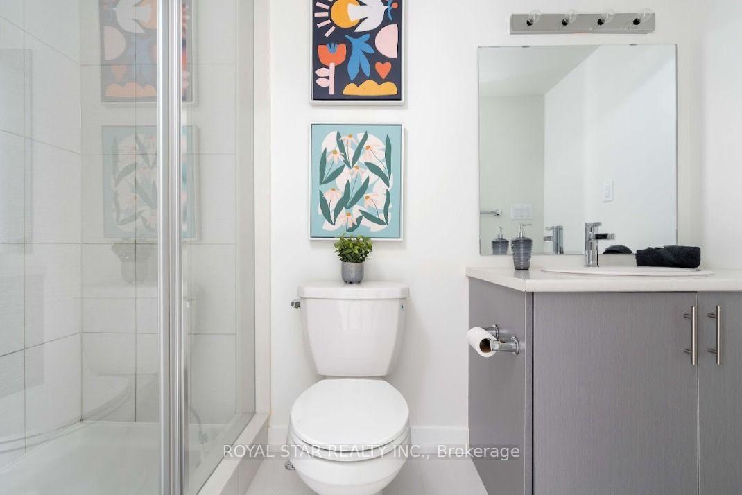 Photo 5 of Unit 202, 3562 Conolial Drive, Mississauga, Erin Mills — HOMEH