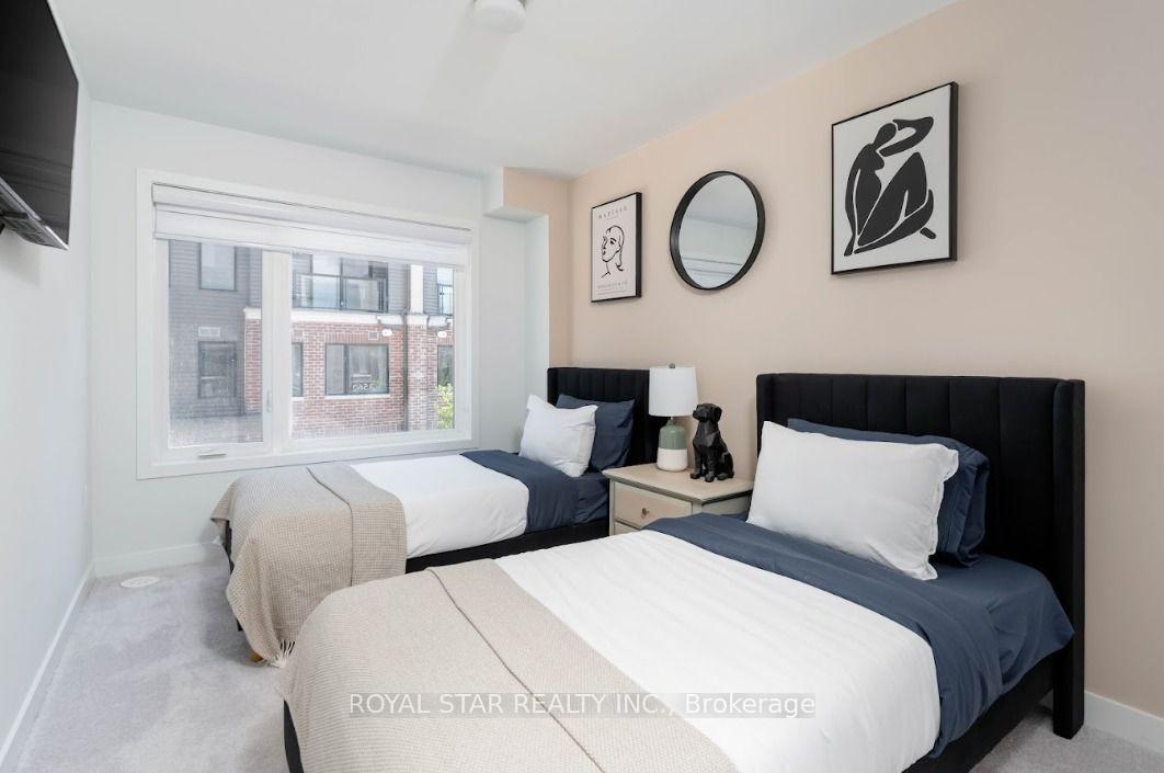 Photo 6 of Unit 202, 3562 Conolial Drive, Mississauga, Erin Mills — HOMEH
