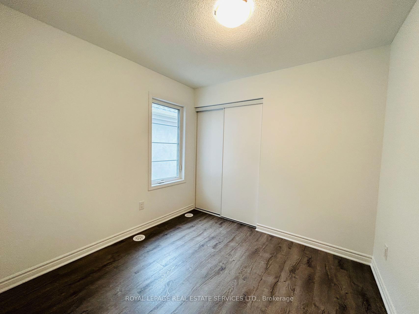 Photo 21 of 1577 Moira Crescent, Milton, Bowes — HOMEH