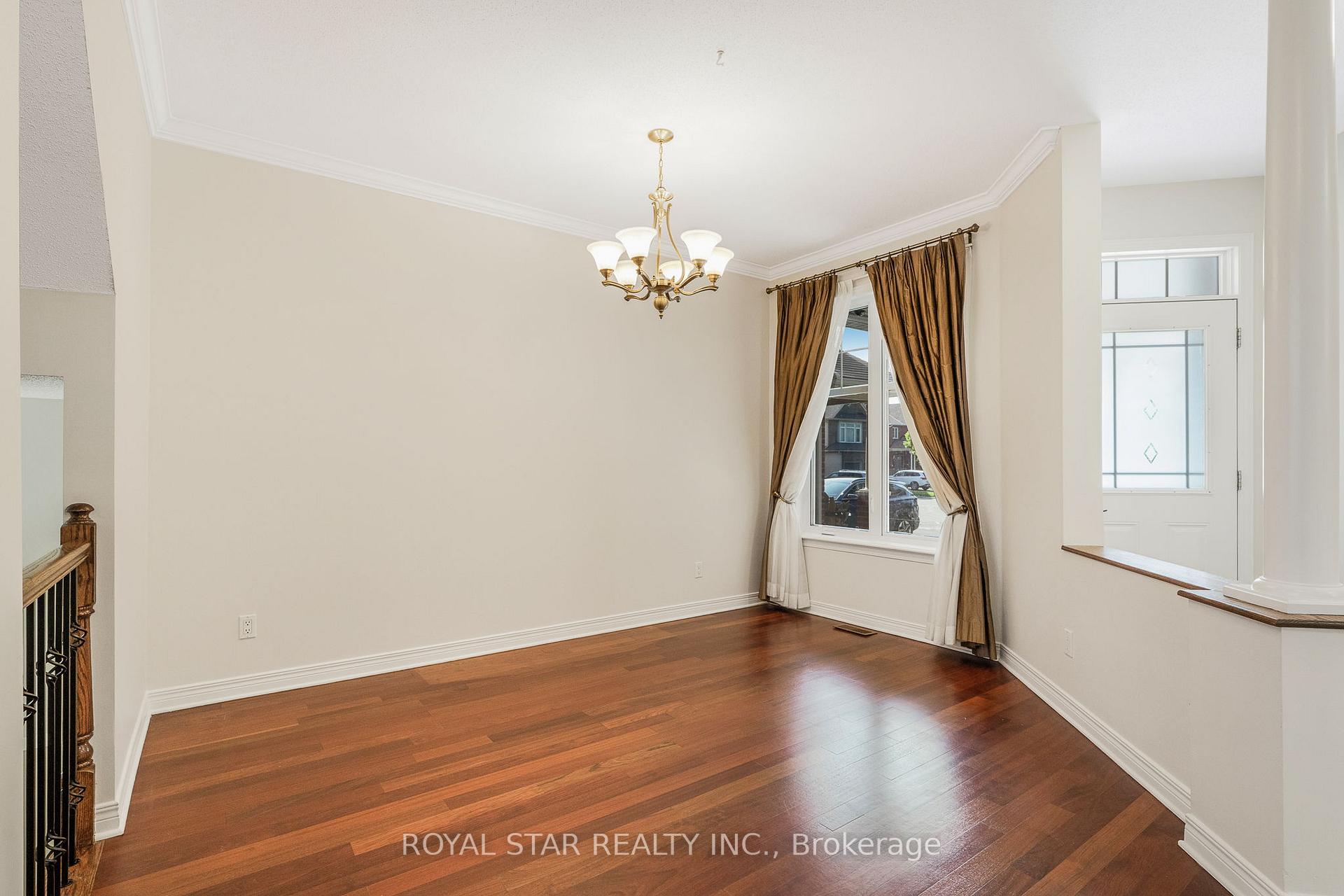 Photo 5 of 846 Feather Moss Way, Ottawa, Riverside South/Gloucester Glen — HOMEH