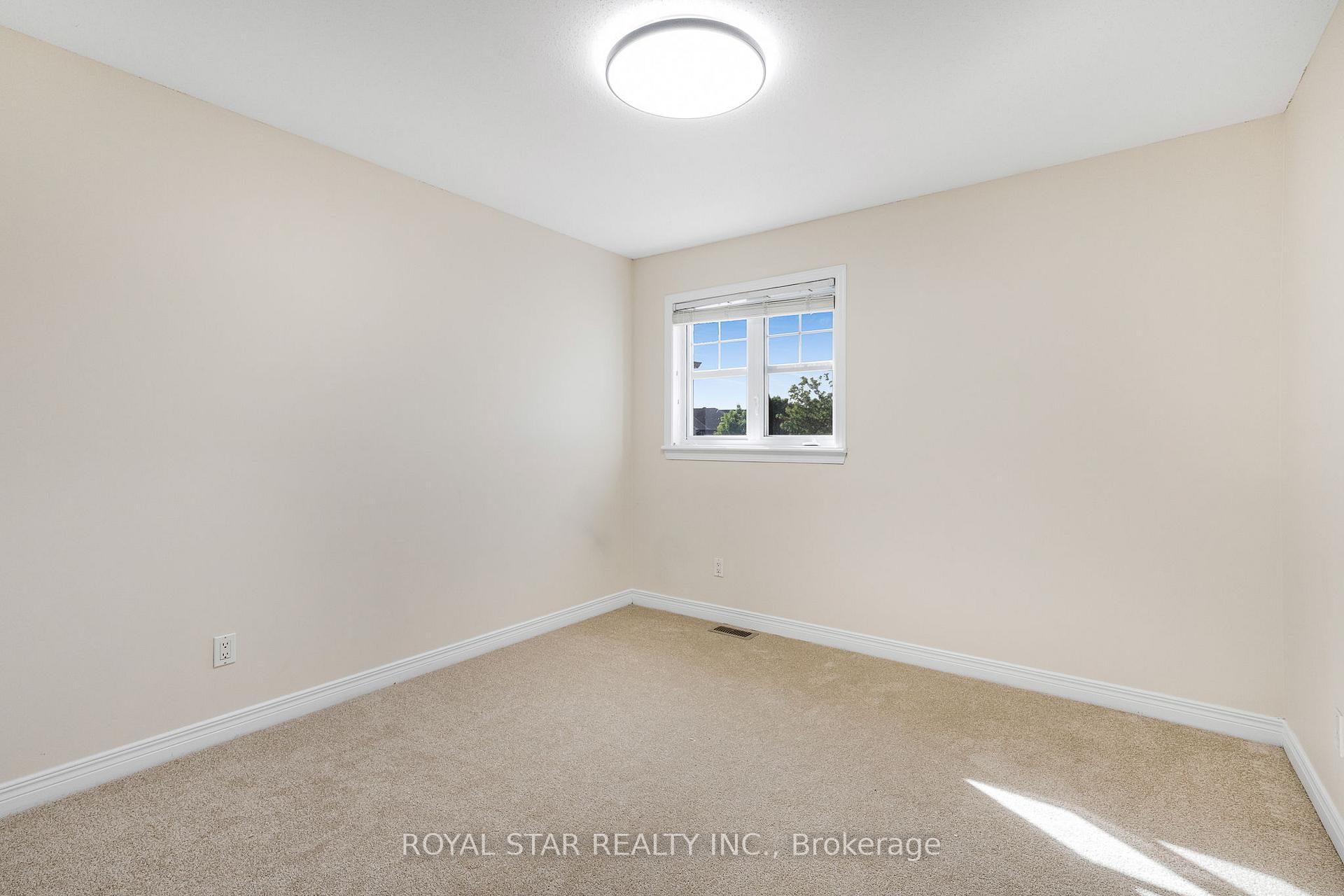 Photo 20 of 846 Feather Moss Way, Ottawa, Riverside South/Gloucester Glen — HOMEH