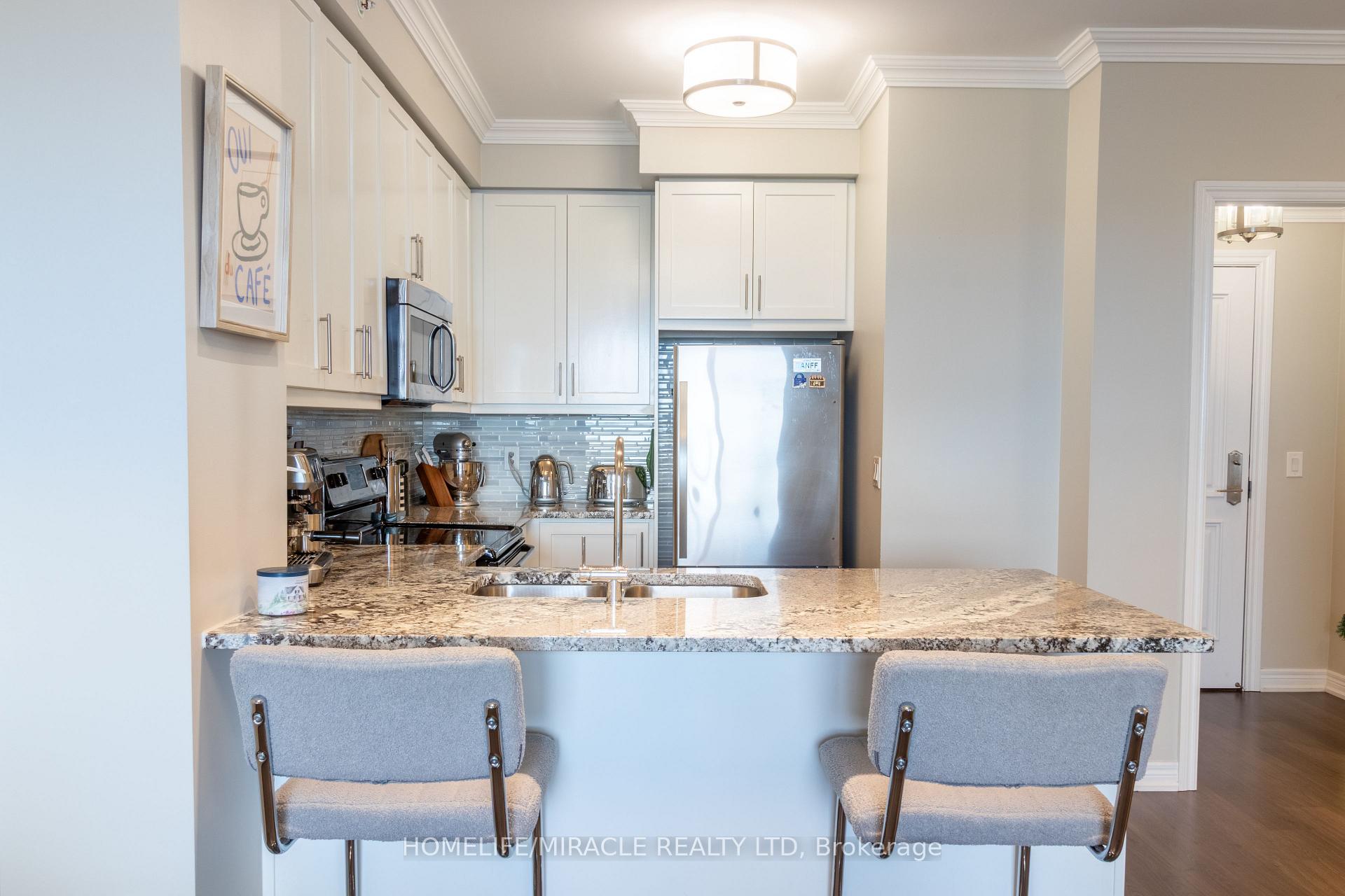 Photo 8 of Unit 1410, 9255 Jane Street, Vaughan, Maple — HOMEH