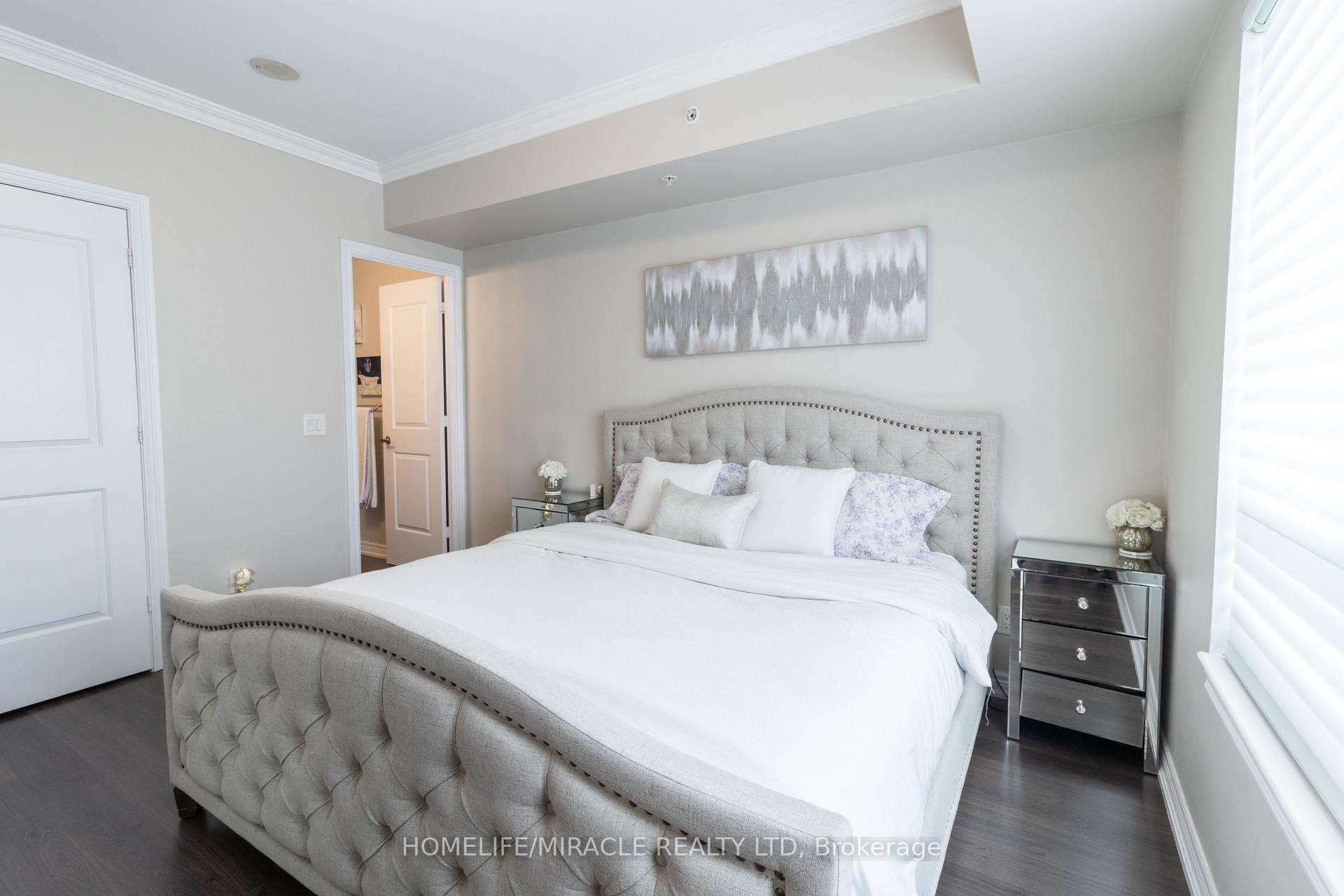 Photo 16 of Unit 1410, 9255 Jane Street, Vaughan, Maple — HOMEH