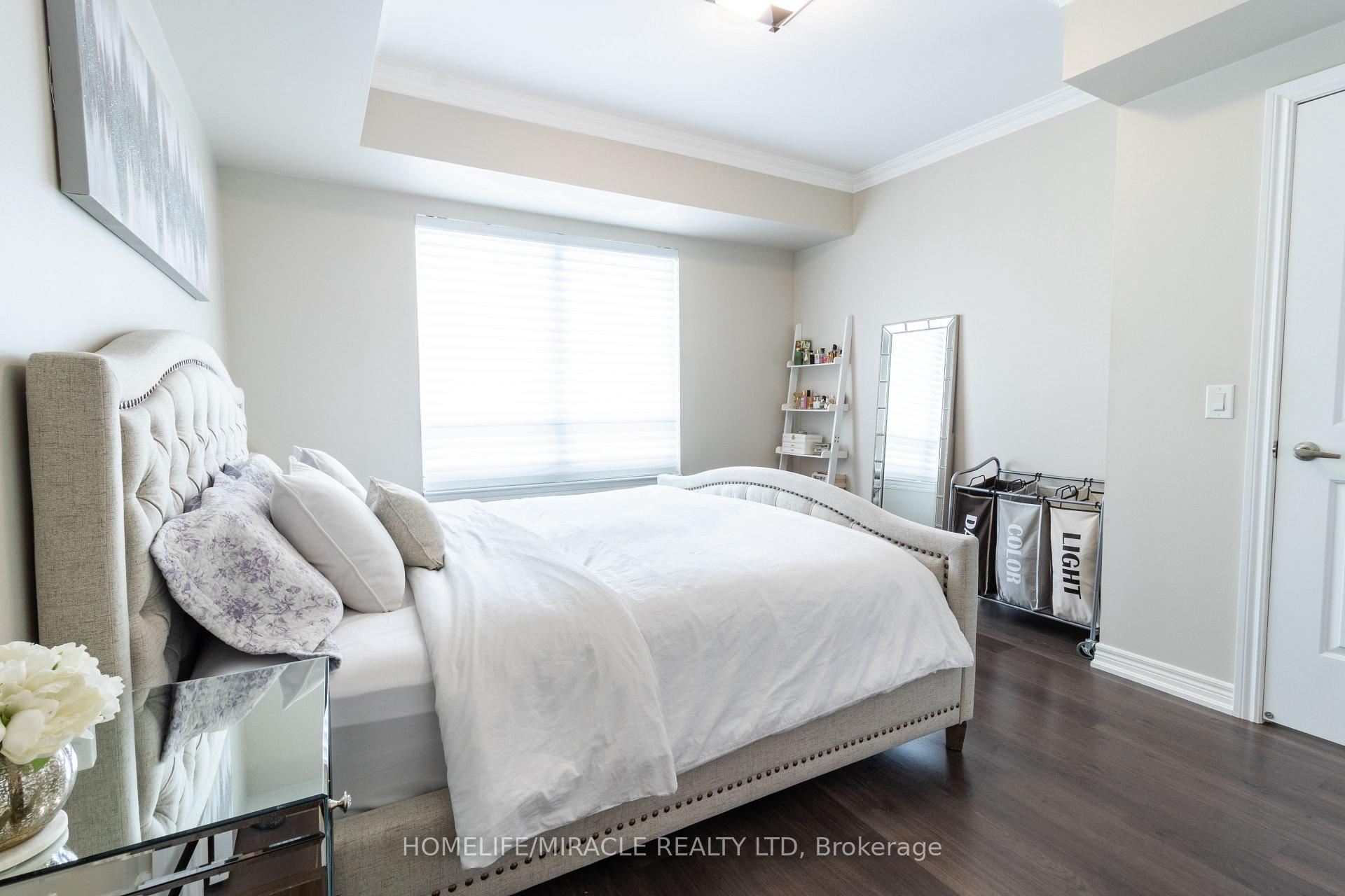 Photo 17 of Unit 1410, 9255 Jane Street, Vaughan, Maple — HOMEH