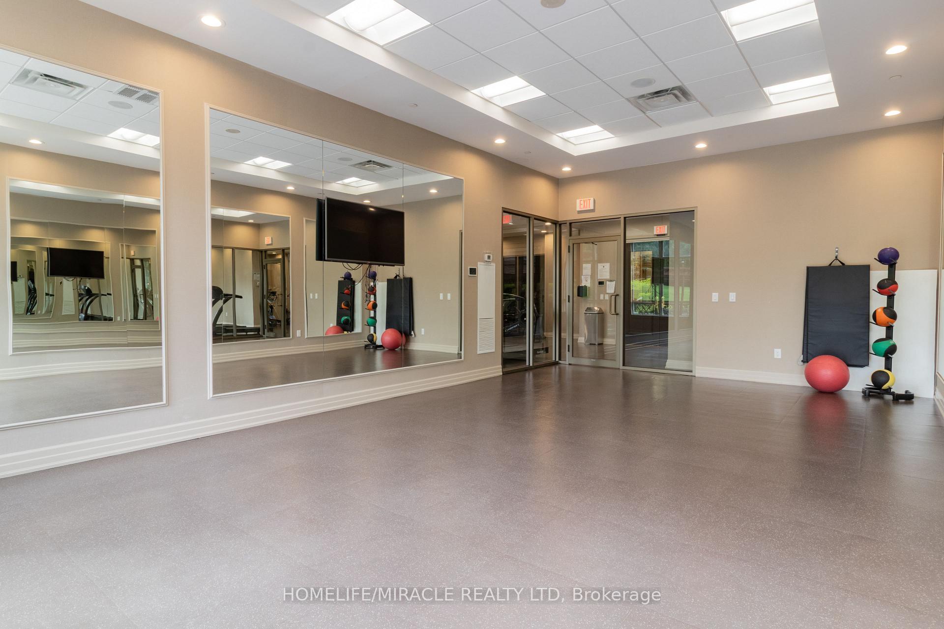 Photo 34 of Unit 1410, 9255 Jane Street, Vaughan, Maple — HOMEH