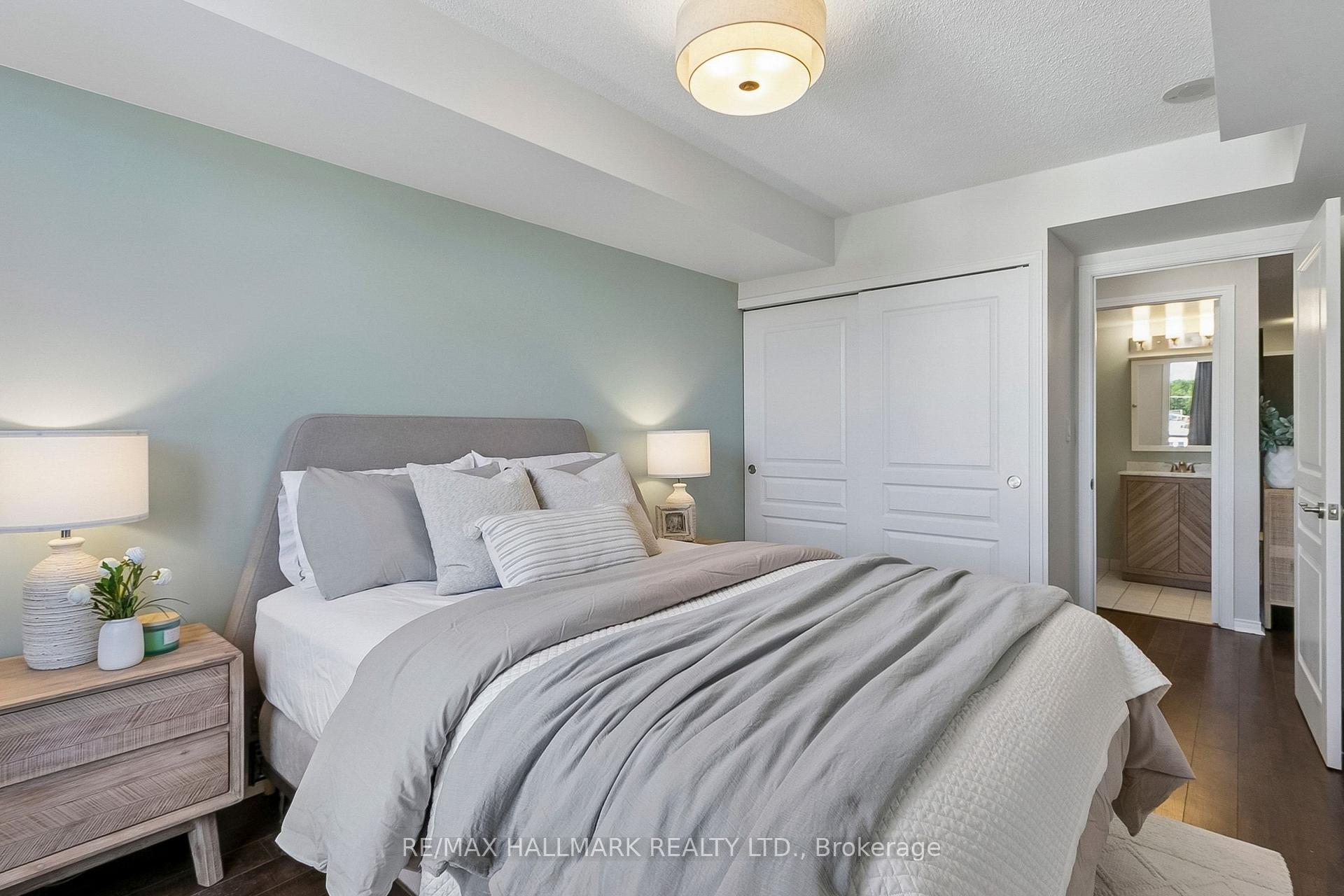 Photo 11 of Unit 418, 1733 Queen Street E, Toronto, The Beaches — HOMEH