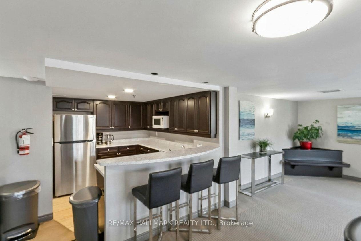 Photo 15 of Unit 418, 1733 Queen Street E, Toronto, The Beaches — HOMEH