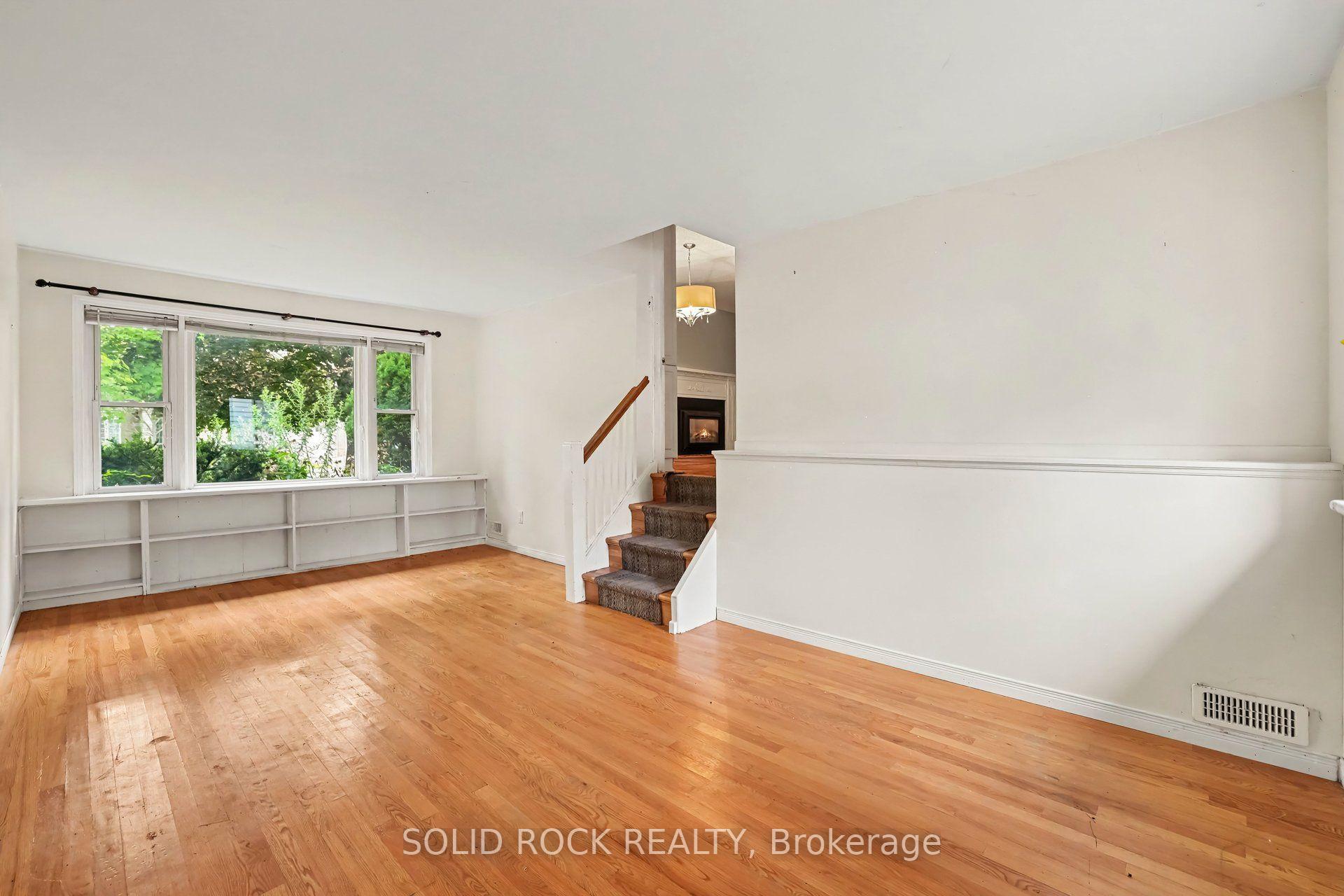 Photo 10 of 889 Mountainview Avenue, Ottawa, Whitehaven — HOMEH