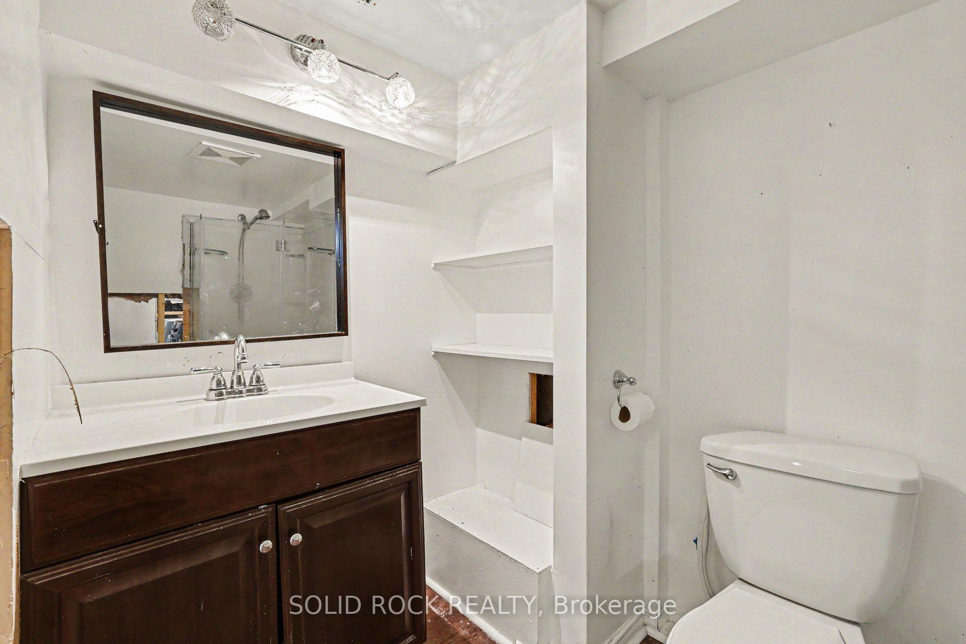 Photo 14 of 889 Mountainview Avenue, Ottawa, Whitehaven — HOMEH