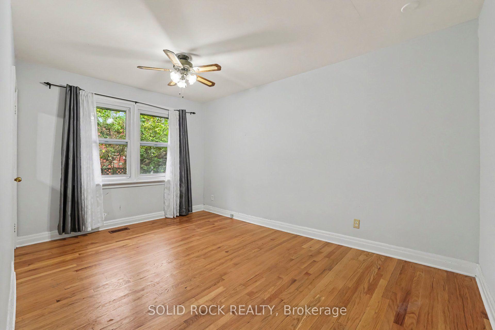 Photo 20 of 889 Mountainview Avenue, Ottawa, Whitehaven — HOMEH