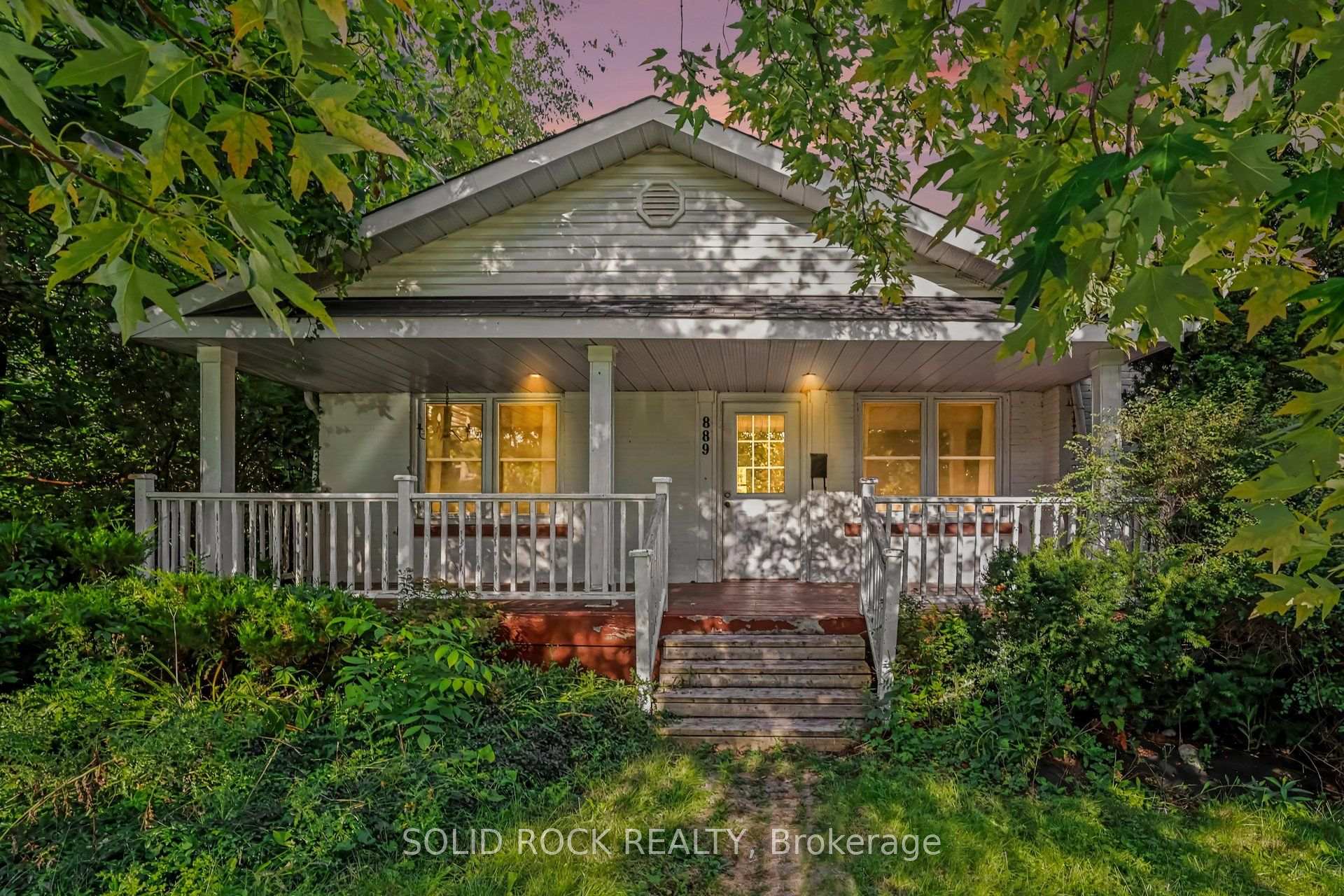 Photo 38 of 889 Mountainview Avenue, Ottawa, Whitehaven — HOMEH