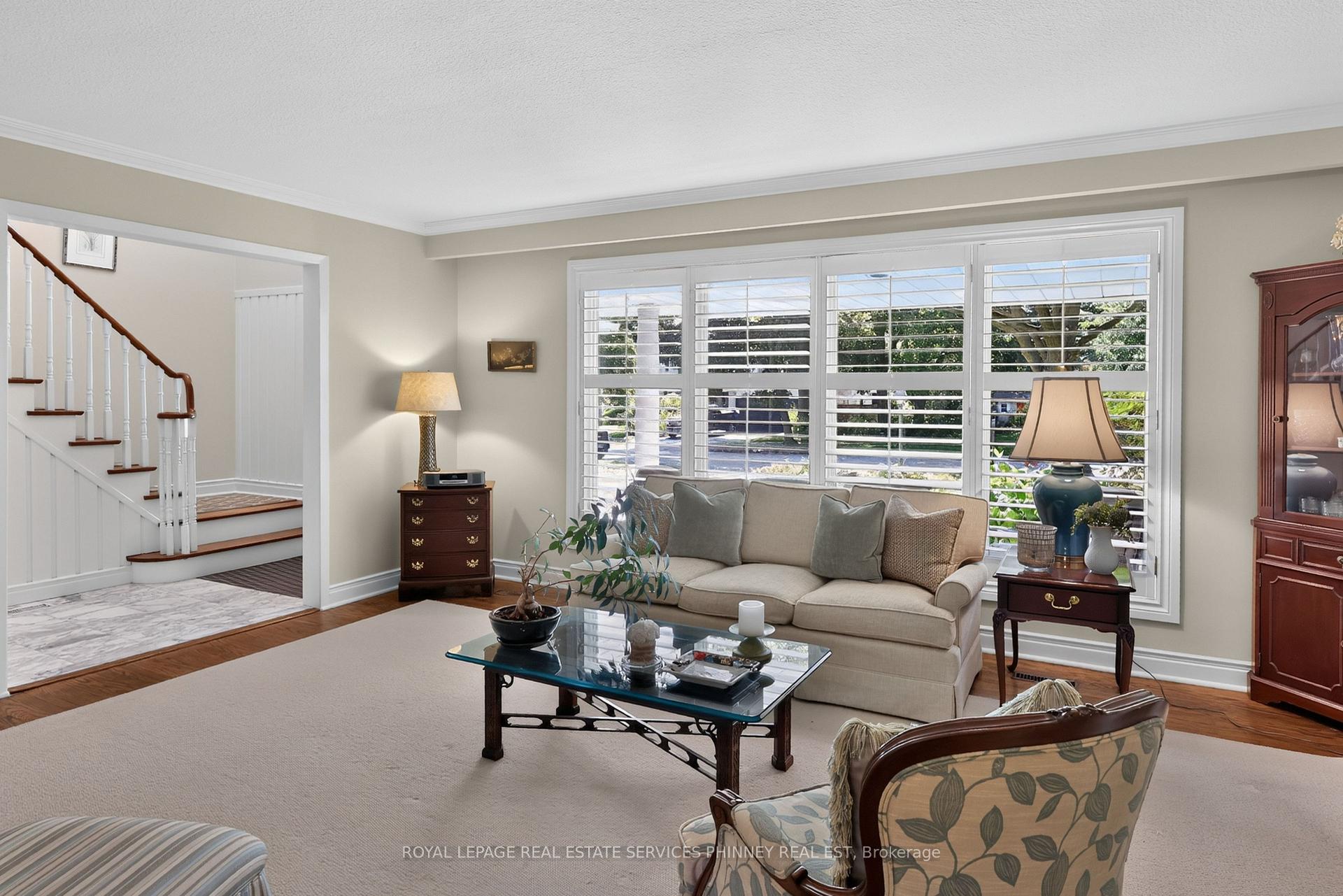 Photo 6 of 3708 Beechollow Crescent, Mississauga, Applewood — HOMEH