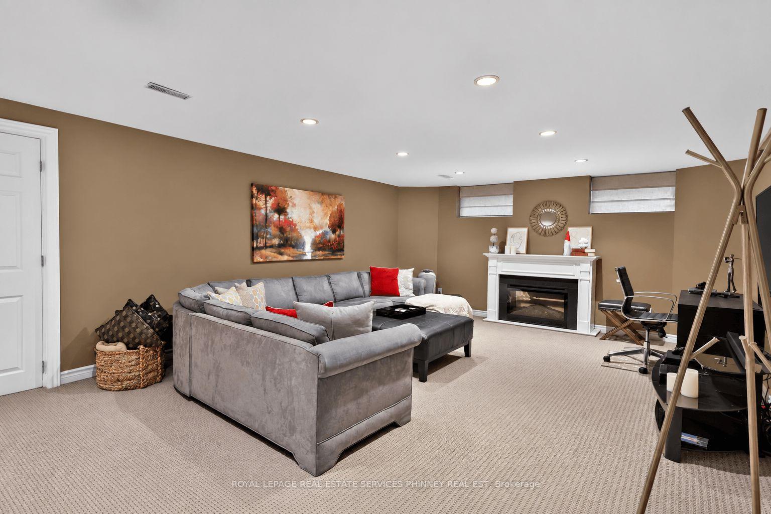 Photo 26 of 3708 Beechollow Crescent, Mississauga, Applewood — HOMEH