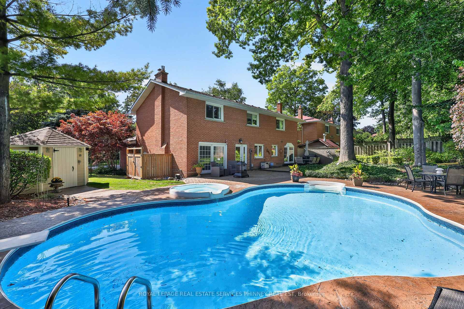 Photo 28 of 3708 Beechollow Crescent, Mississauga, Applewood — HOMEH