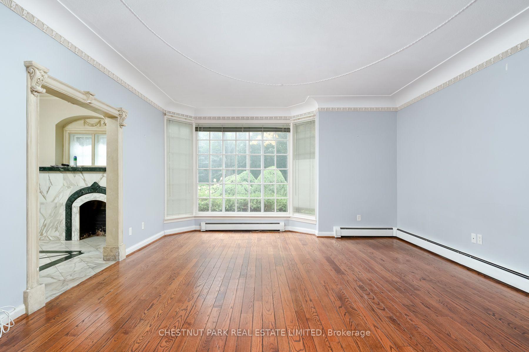 Photo 9 of 42 Crescent Road, Toronto, Rosedale-Moore Park — HOMEH