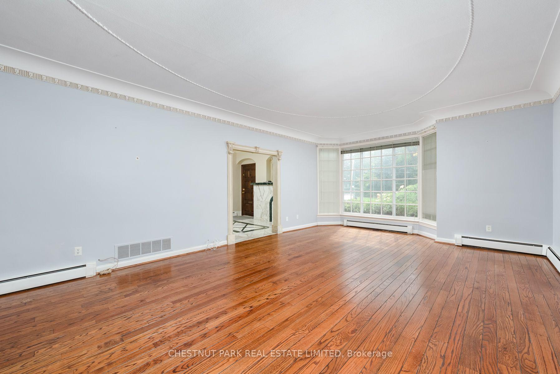 Photo 10 of 42 Crescent Road, Toronto, Rosedale-Moore Park — HOMEH