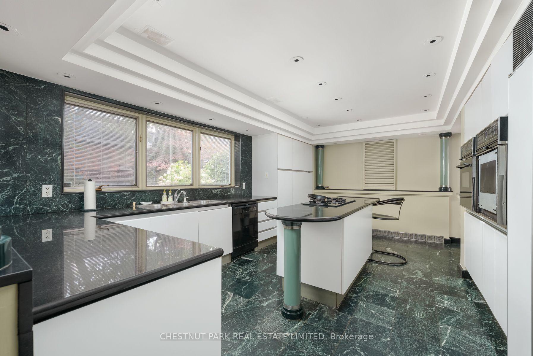 Photo 14 of 42 Crescent Road, Toronto, Rosedale-Moore Park — HOMEH