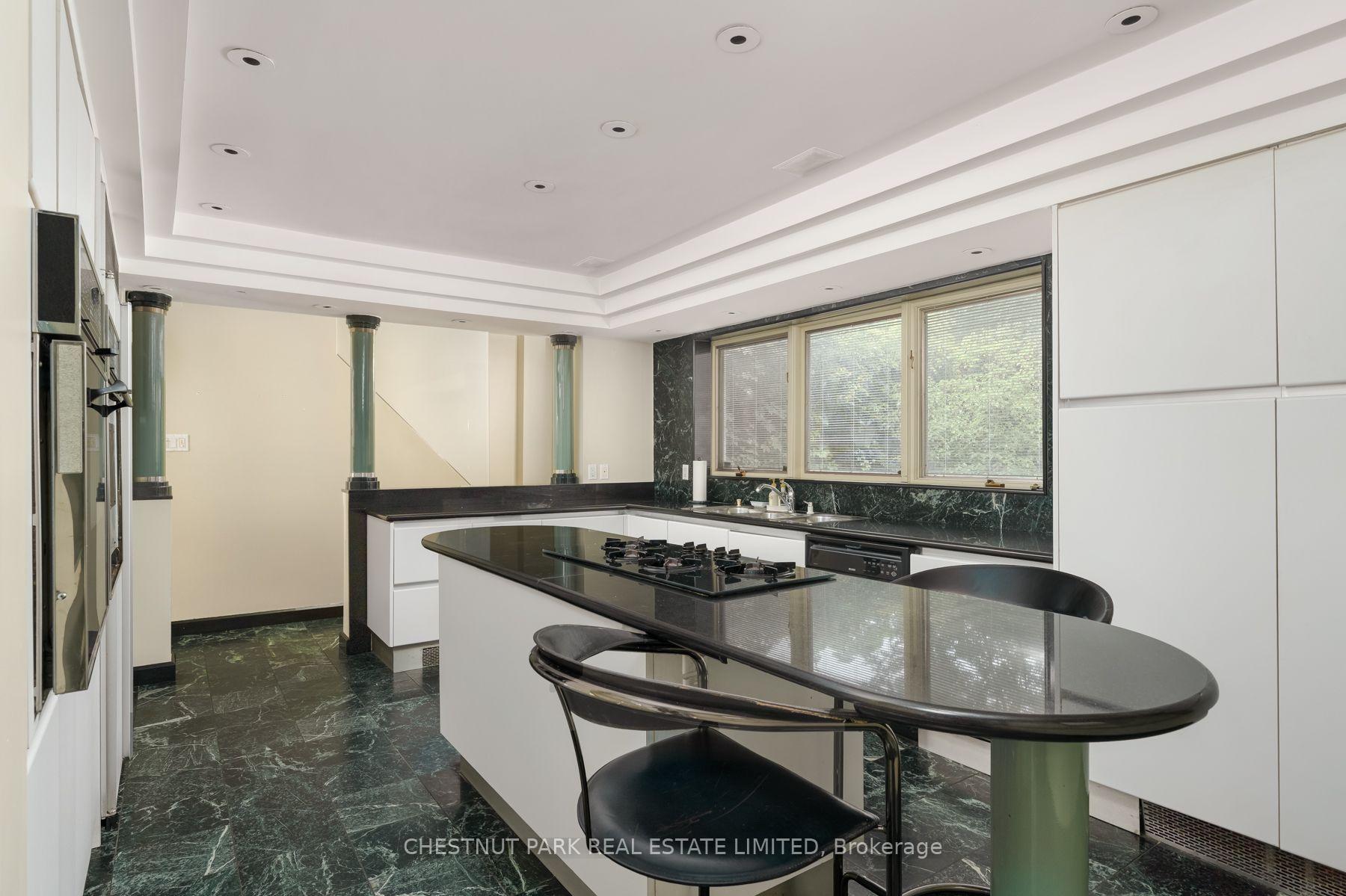 Photo 17 of 42 Crescent Road, Toronto, Rosedale-Moore Park — HOMEH