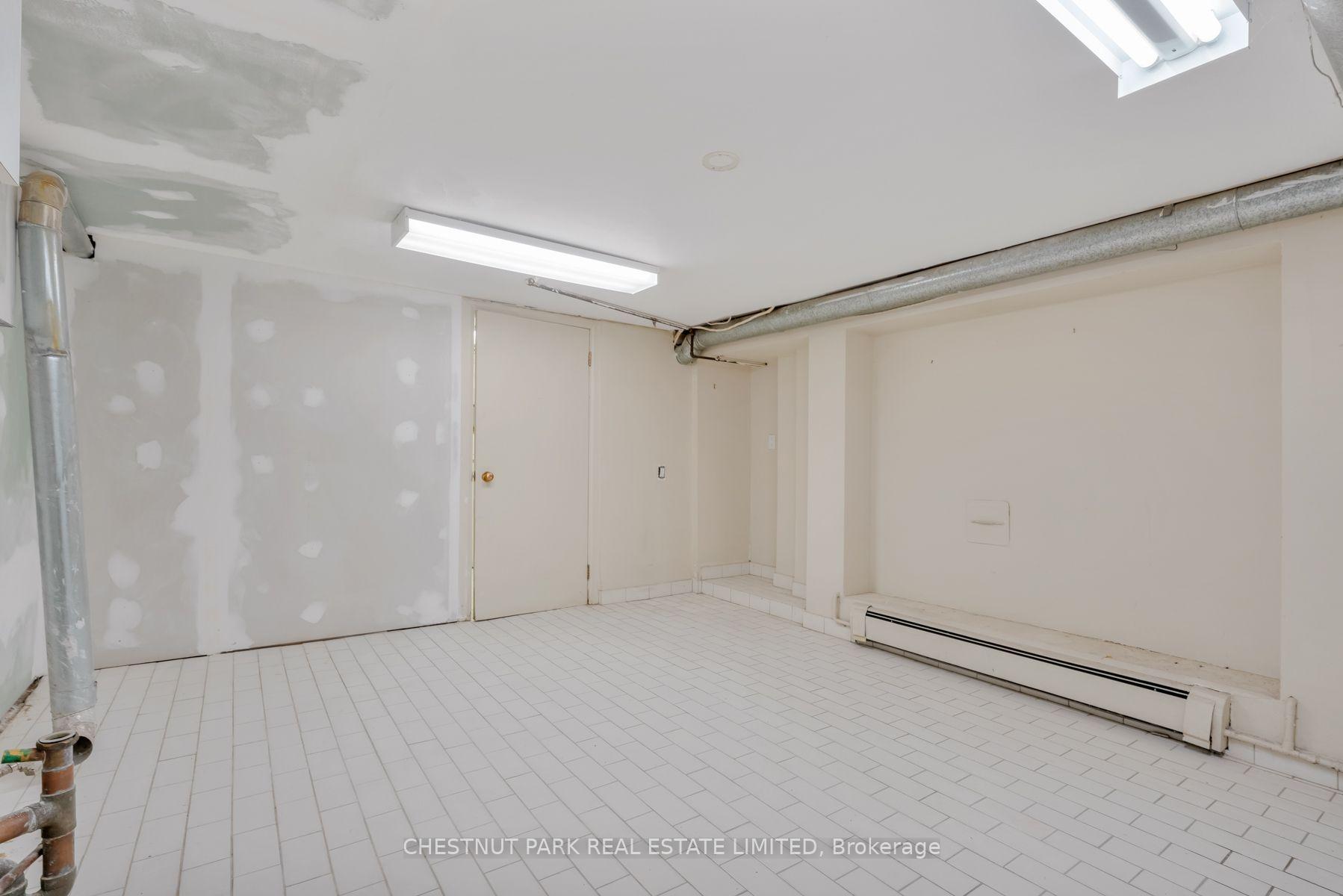 Photo 41 of 42 Crescent Road, Toronto, Rosedale-Moore Park — HOMEH