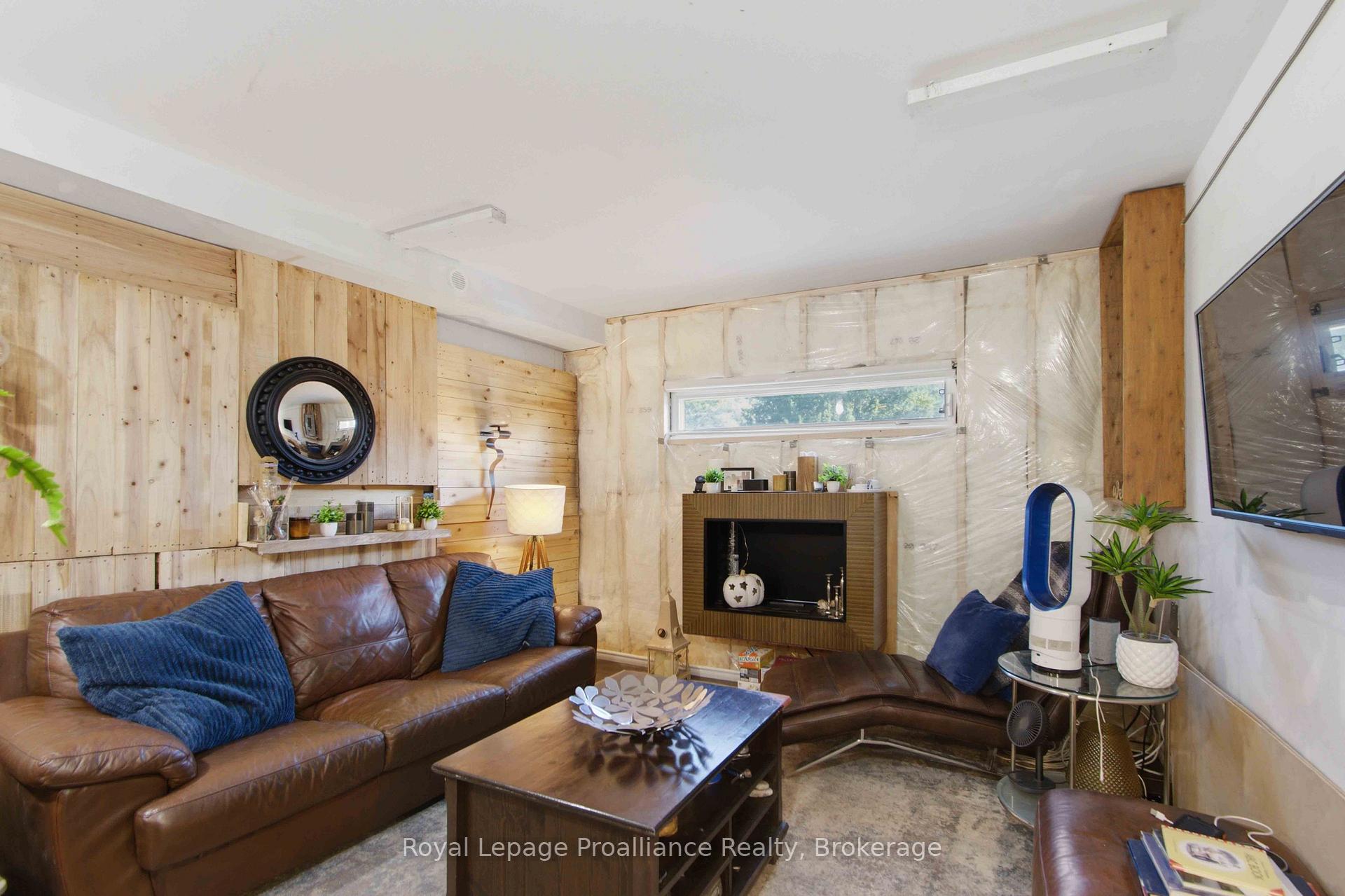 Photo 21 of 57 Tripp Boulevard, Quinte West, Murray Ward — HOMEH