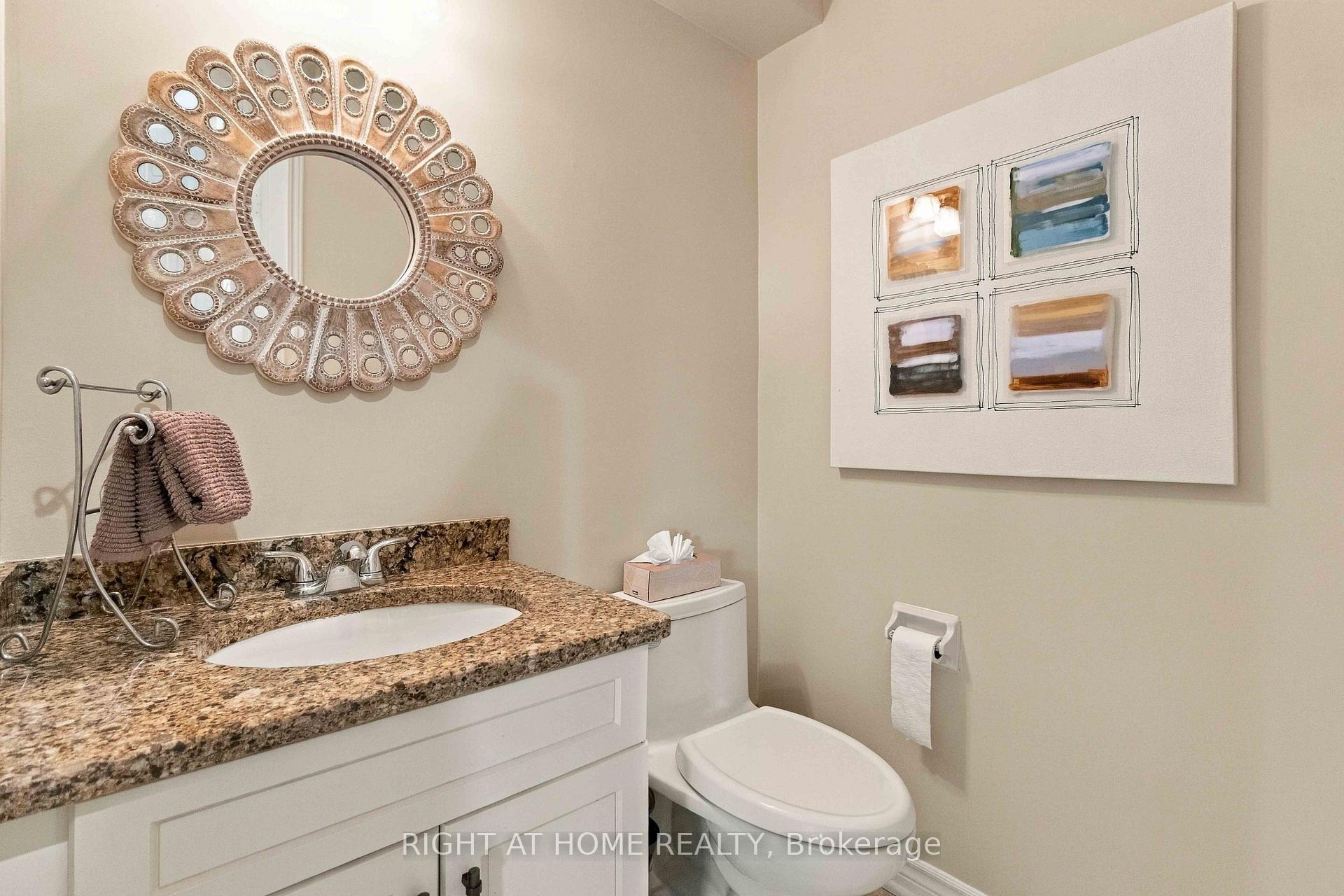 Photo 6 of 1355 Boulder Creek Crescent, Mississauga, Clarkson — HOMEH