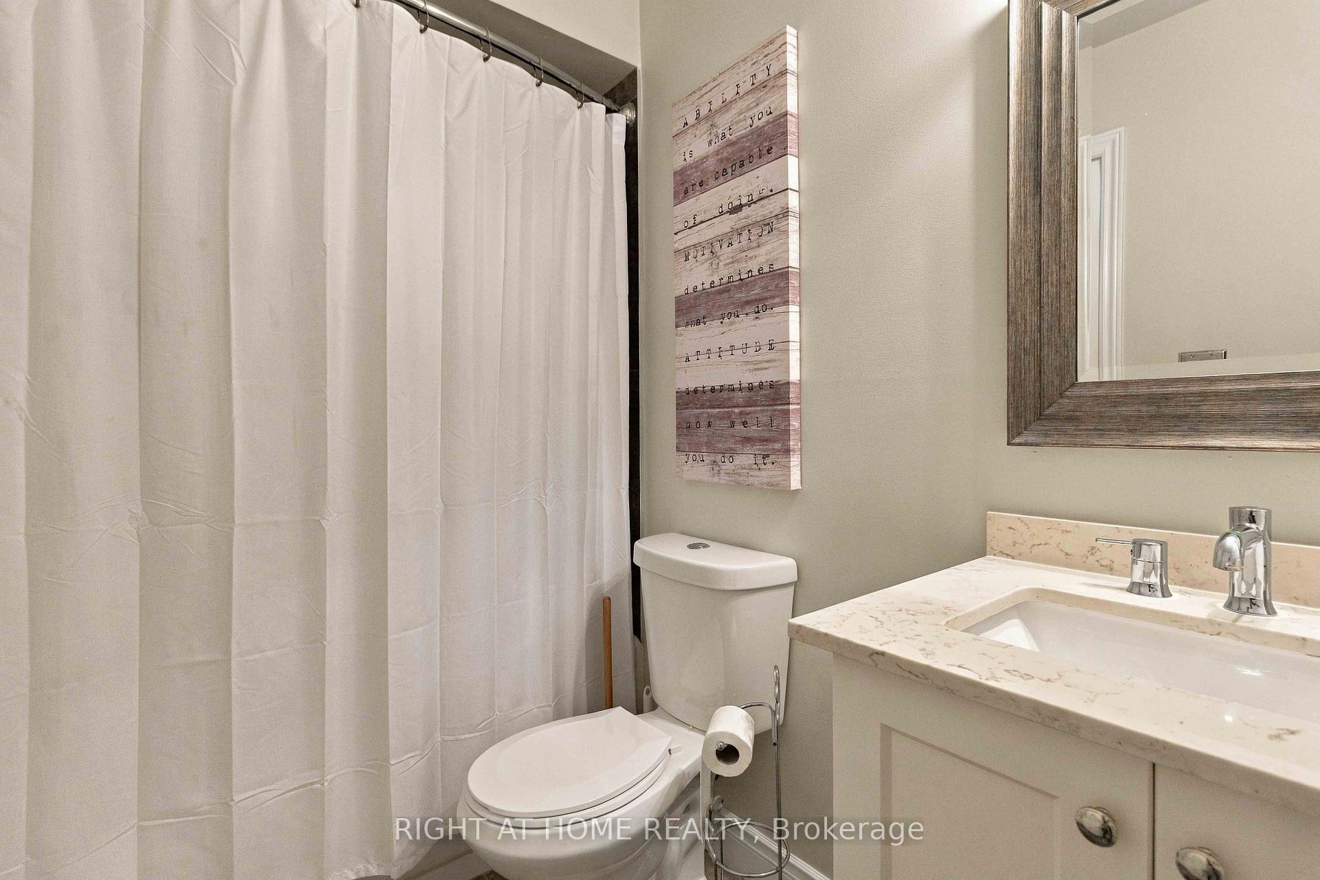 Photo 26 of 1355 Boulder Creek Crescent, Mississauga, Clarkson — HOMEH