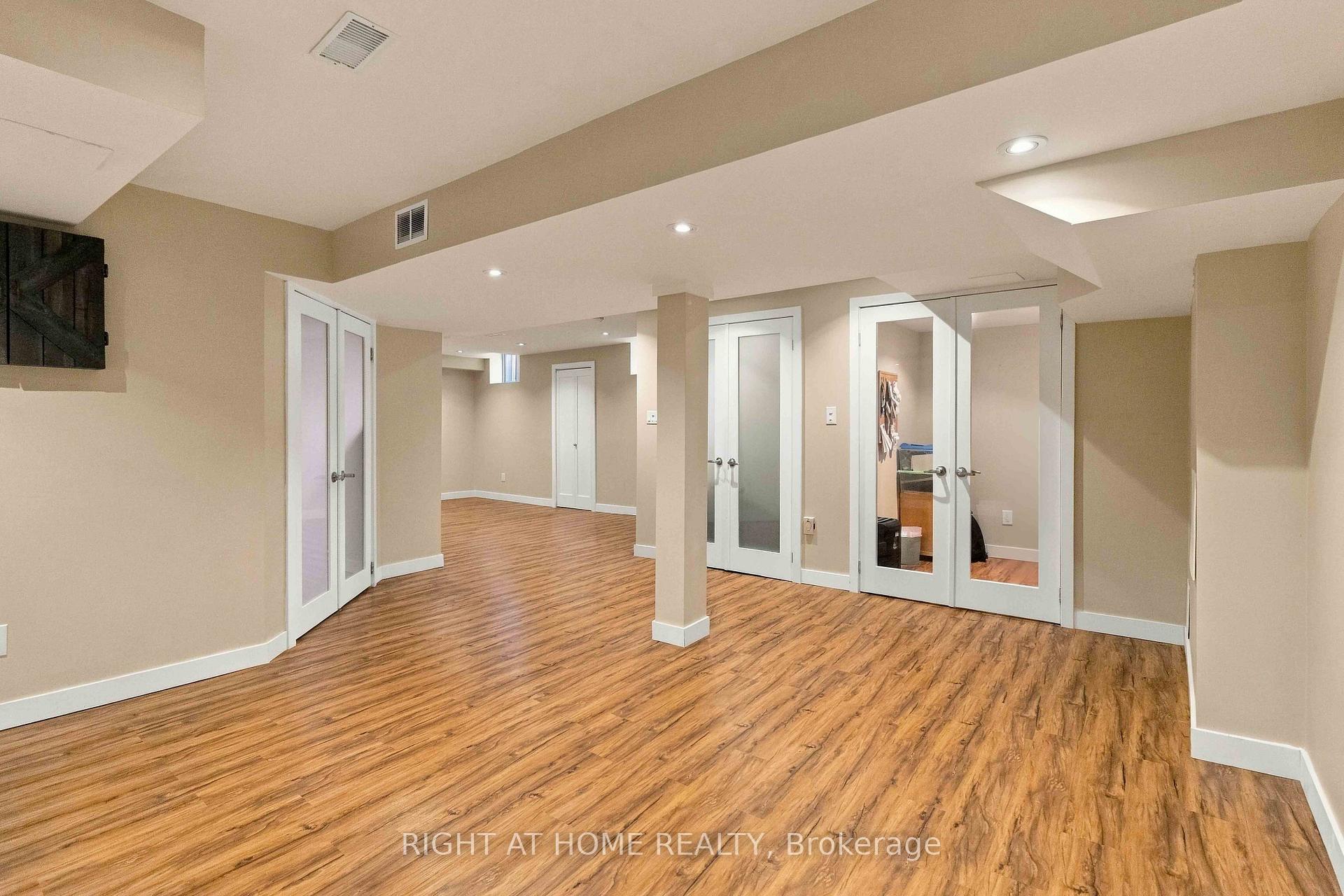 Photo 40 of 1355 Boulder Creek Crescent, Mississauga, Clarkson — HOMEH
