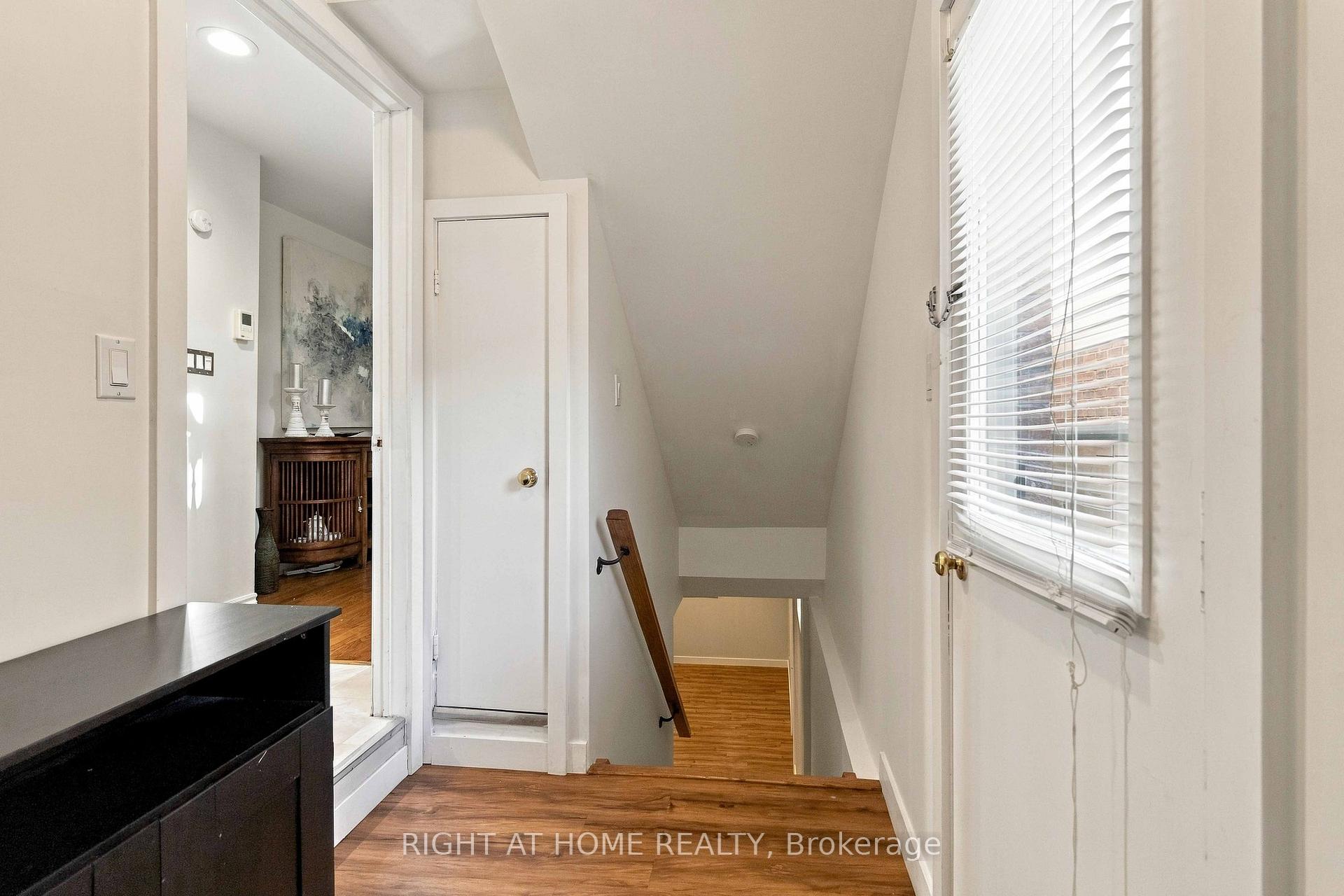 Photo 43 of 1355 Boulder Creek Crescent, Mississauga, Clarkson — HOMEH