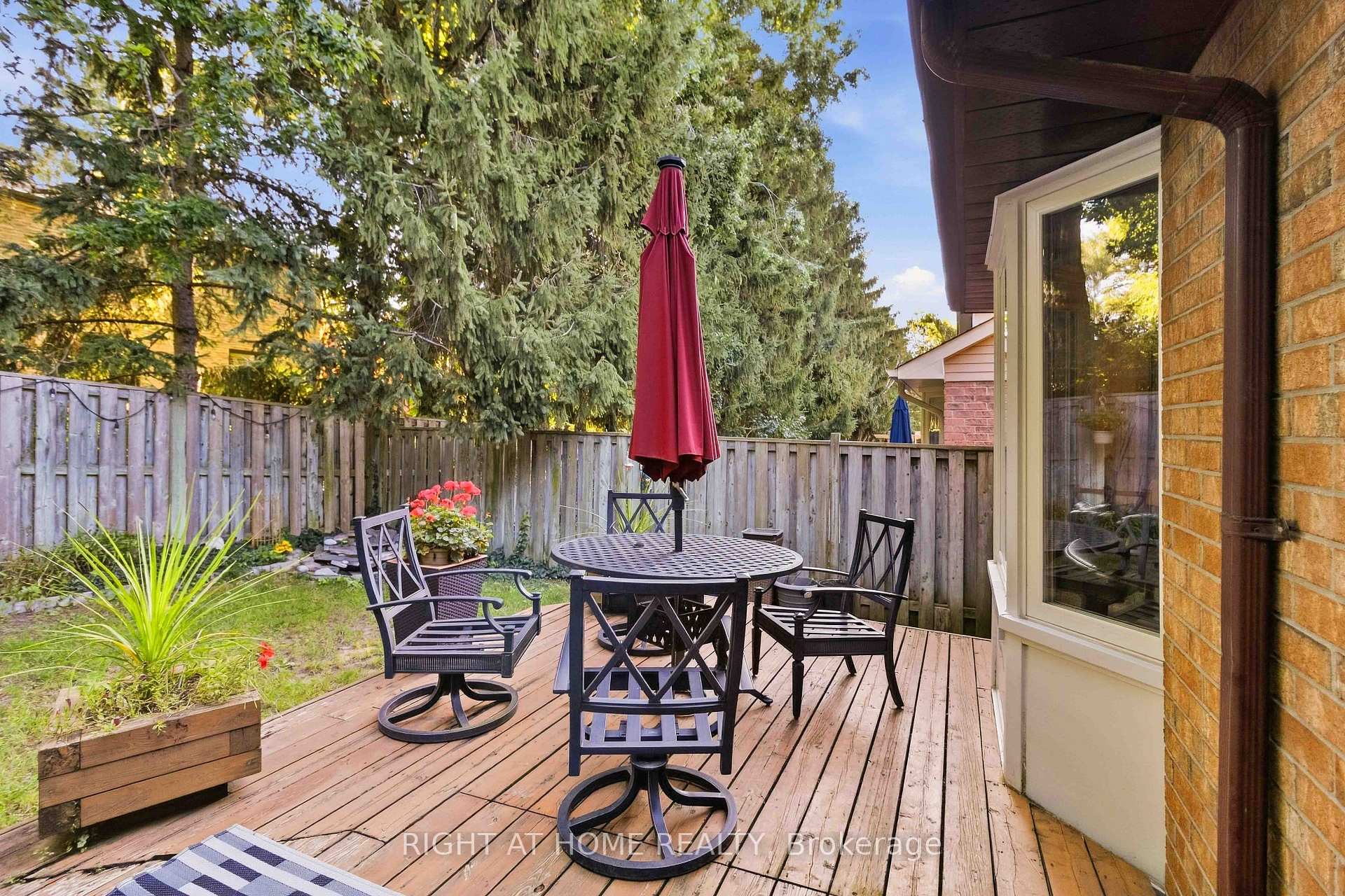 Photo 47 of 1355 Boulder Creek Crescent, Mississauga, Clarkson — HOMEH
