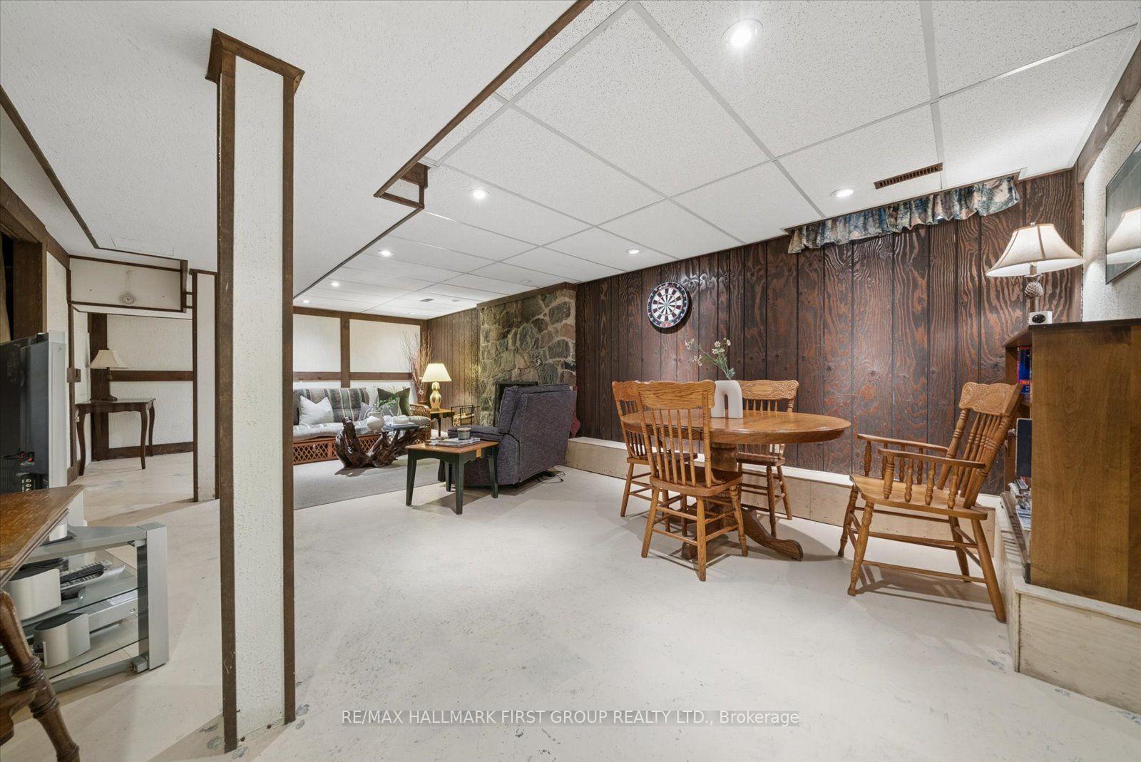 Photo 15 of 648 Creekview Circle, Pickering, West Shore — HOMEH