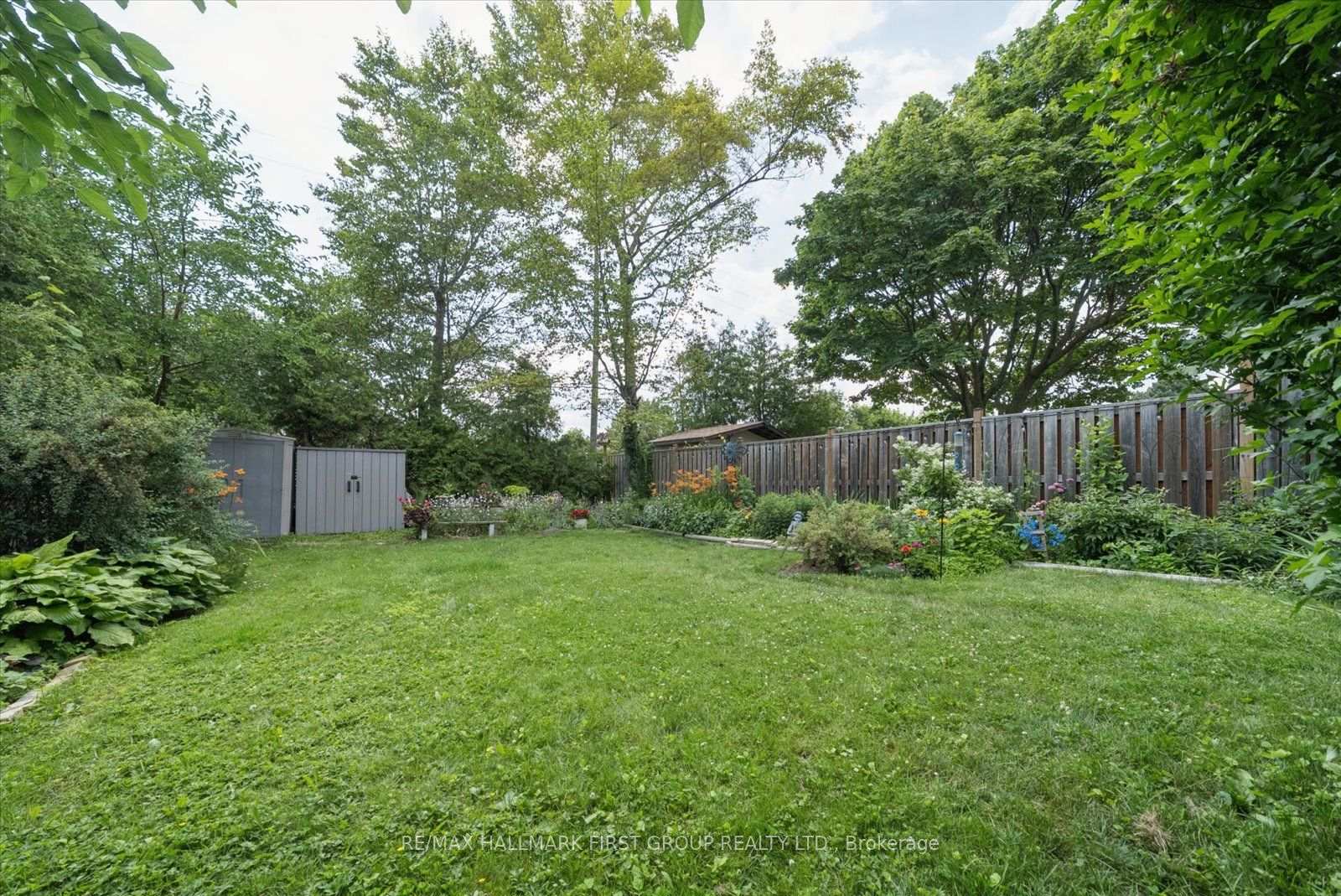 Photo 18 of 648 Creekview Circle, Pickering, West Shore — HOMEH