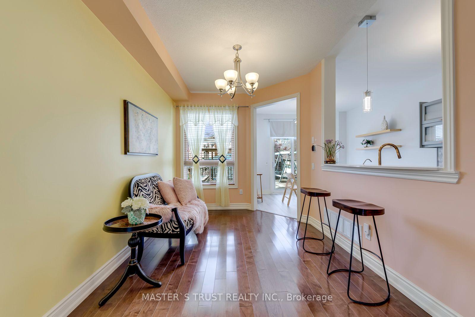 Photo 10 of 797 Khan Crescent, Mississauga, East Credit — HOMEH